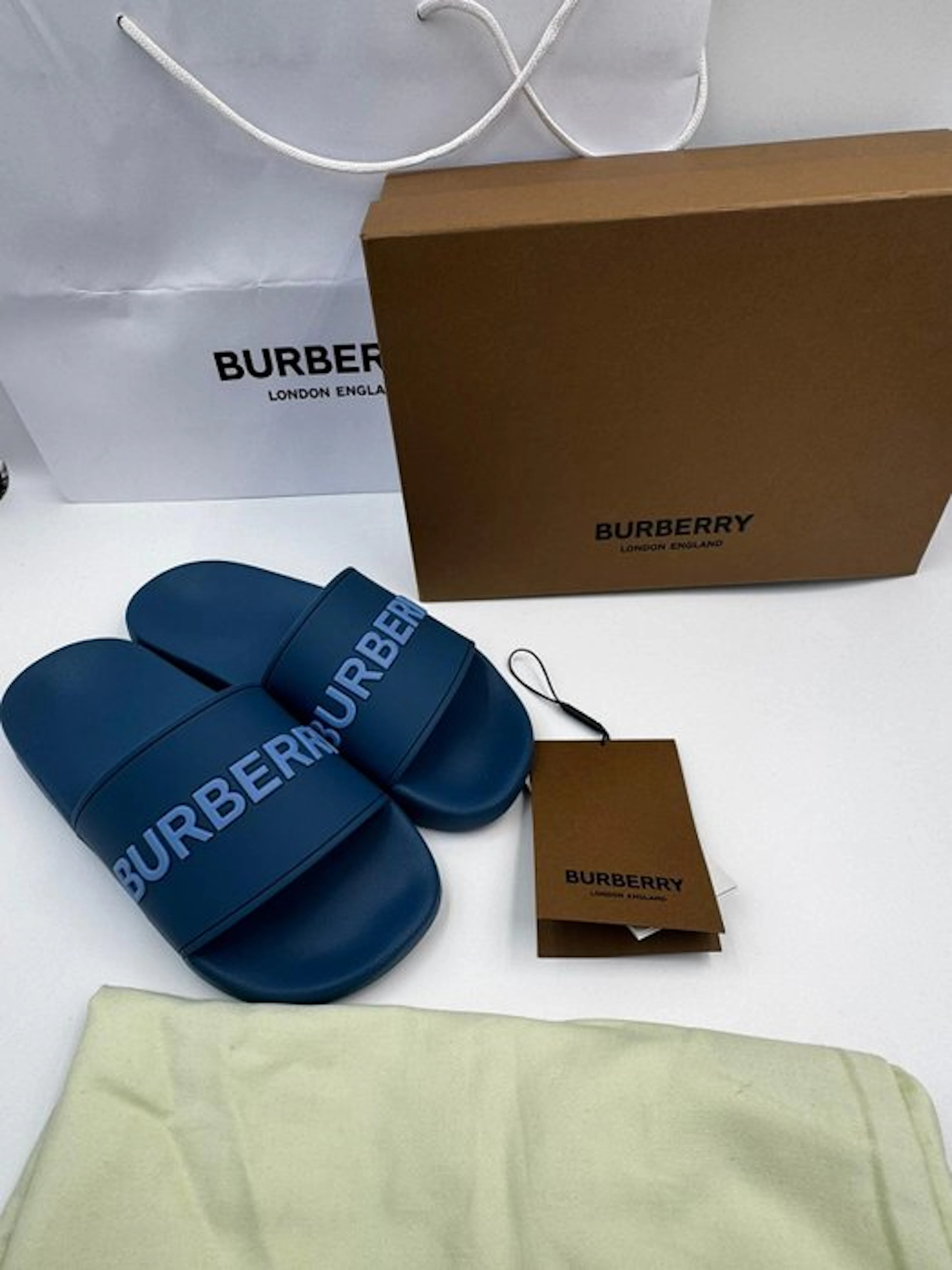 Burberry - Sandals - Size: EU 39 - New in box
