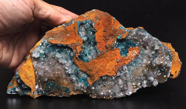 Rosasite Crystals on matrix - Height: 22 cm - Width: 11.5 cm- 1.2 kg