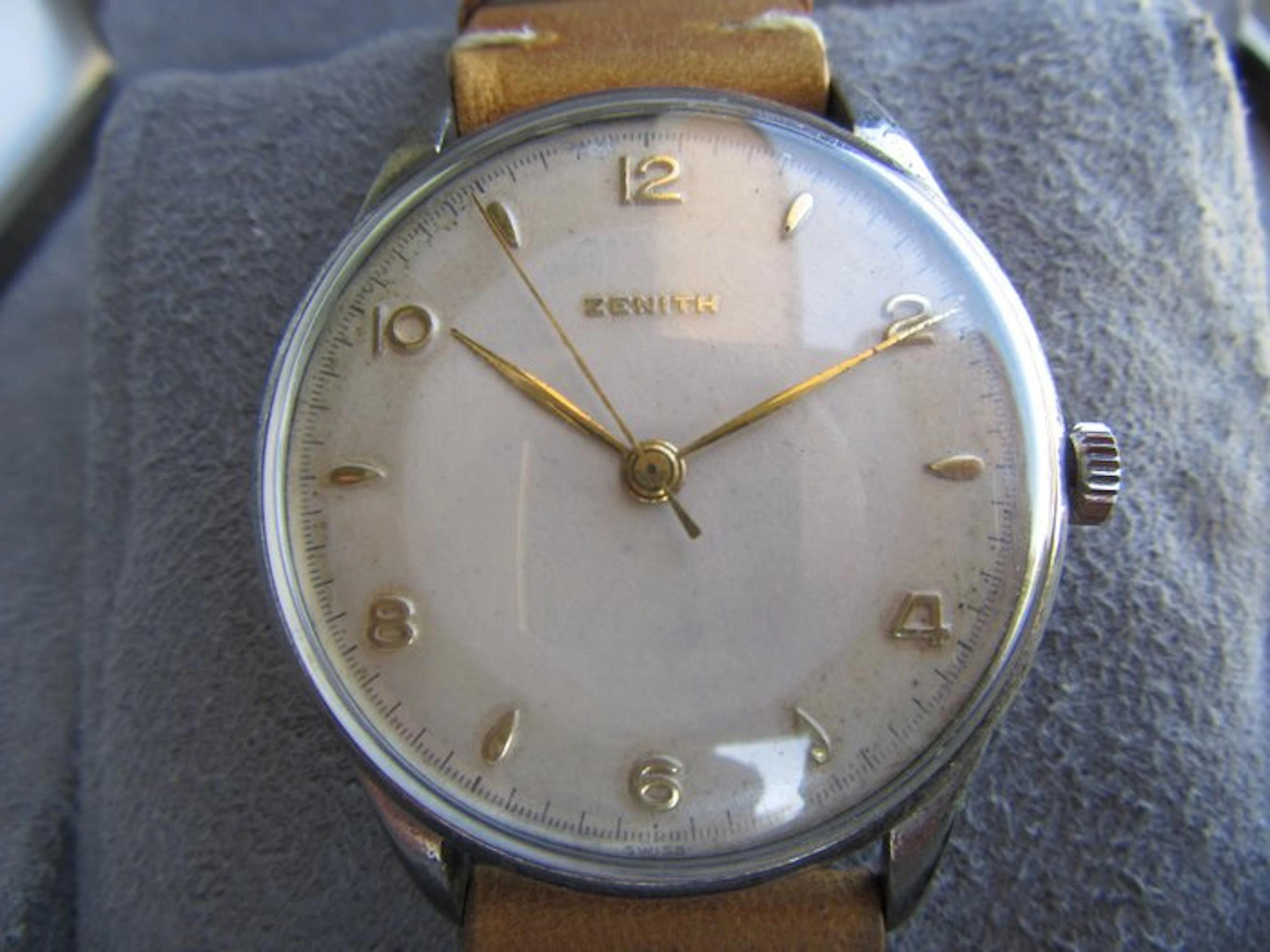 Zenith - Zenith Vintage Dress Watch Cal.126 Oversize Case - Men - 1900-1949
