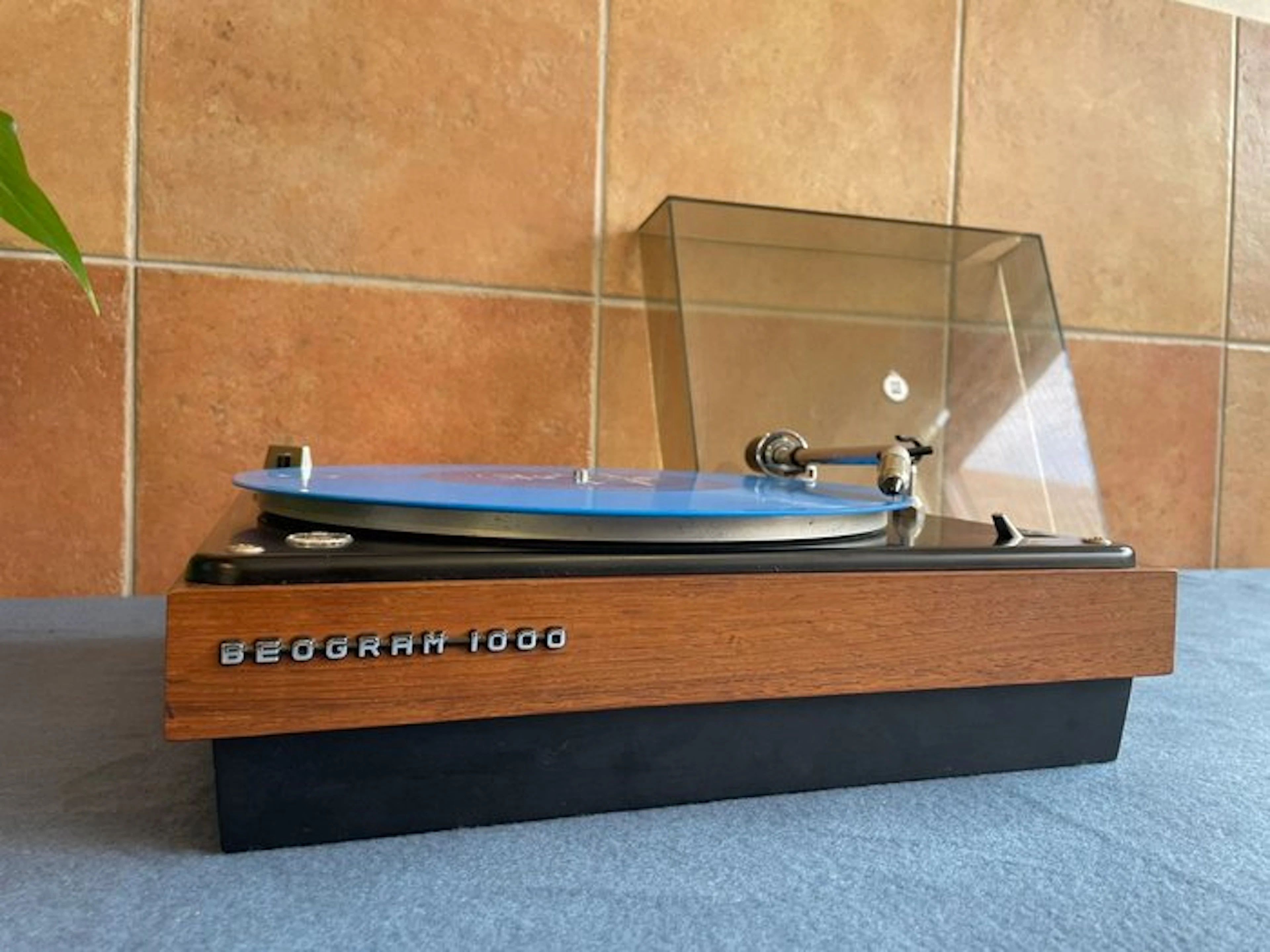 Bang & Olufsen - Beogram 1000 Record player