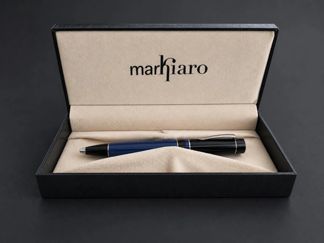 Delta - Markiaro - No reserve price - Pen