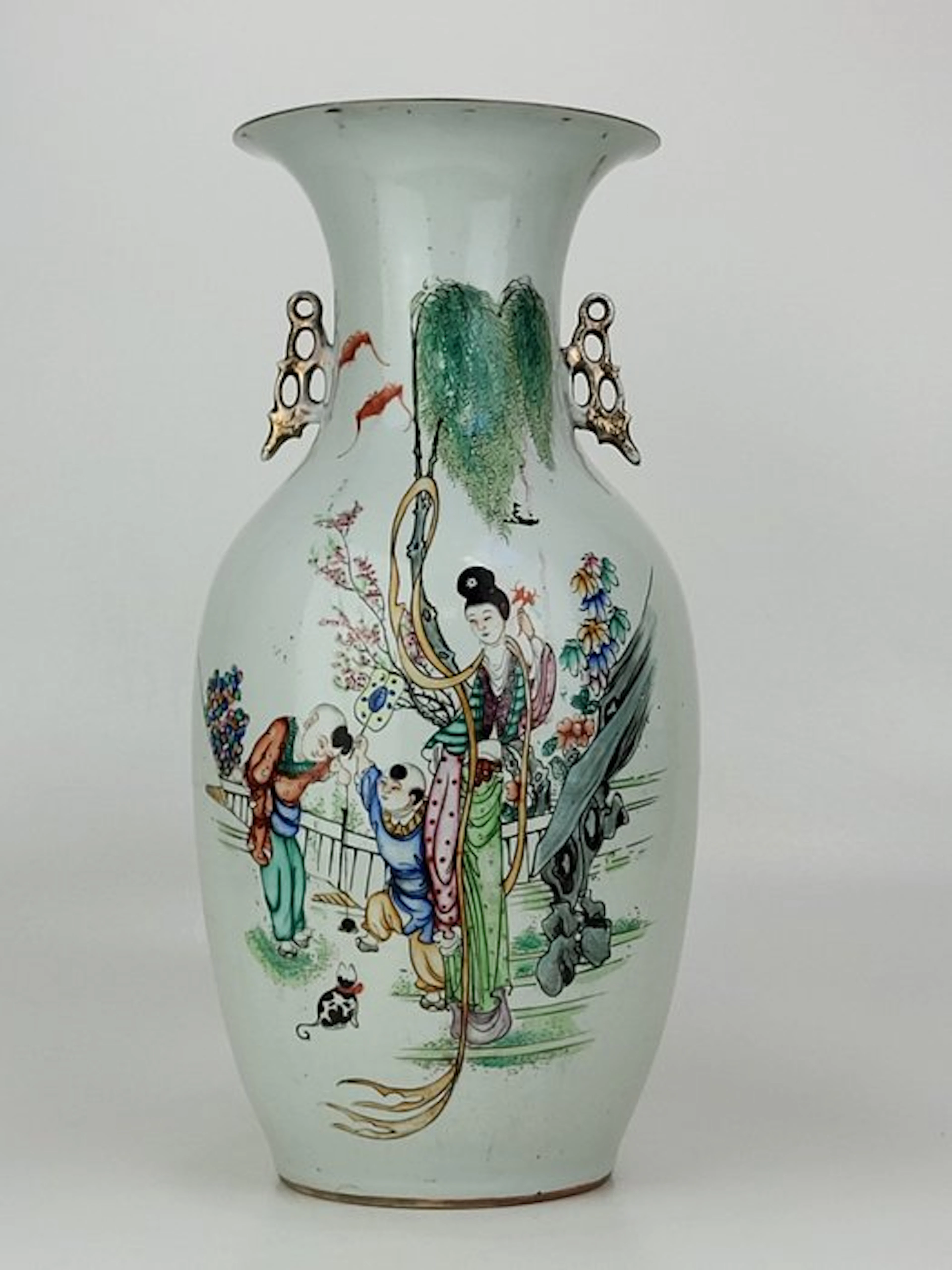 Vase - Porcelain - China - Vase with garden scene