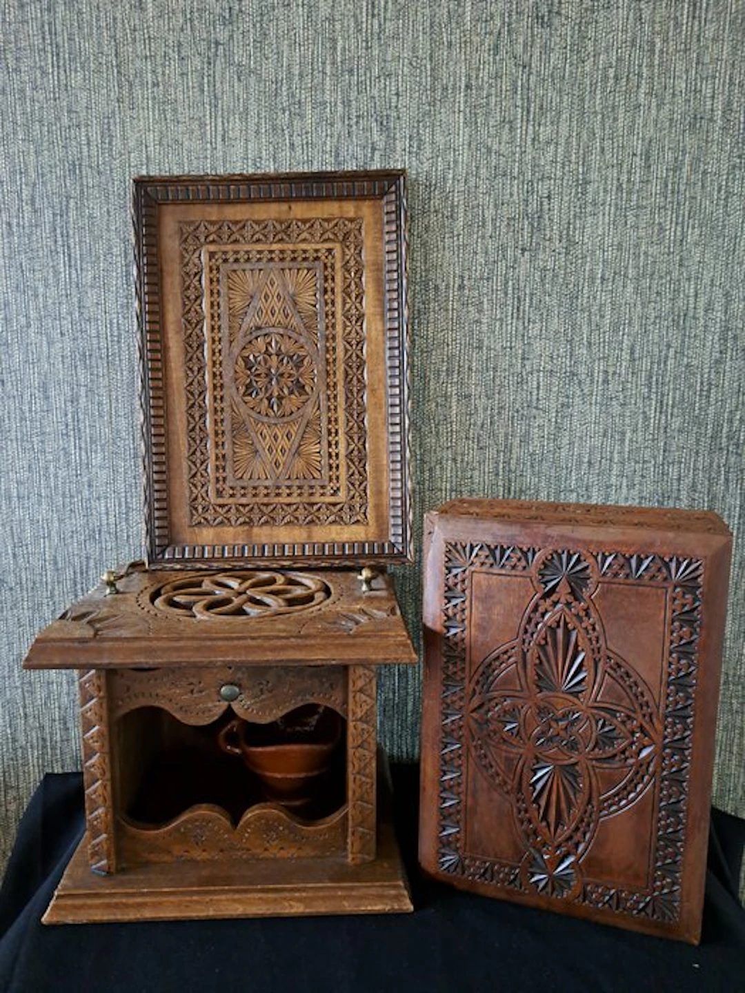 Hobby box (3) - wood, brass, earthenware - 3x handmade home decor