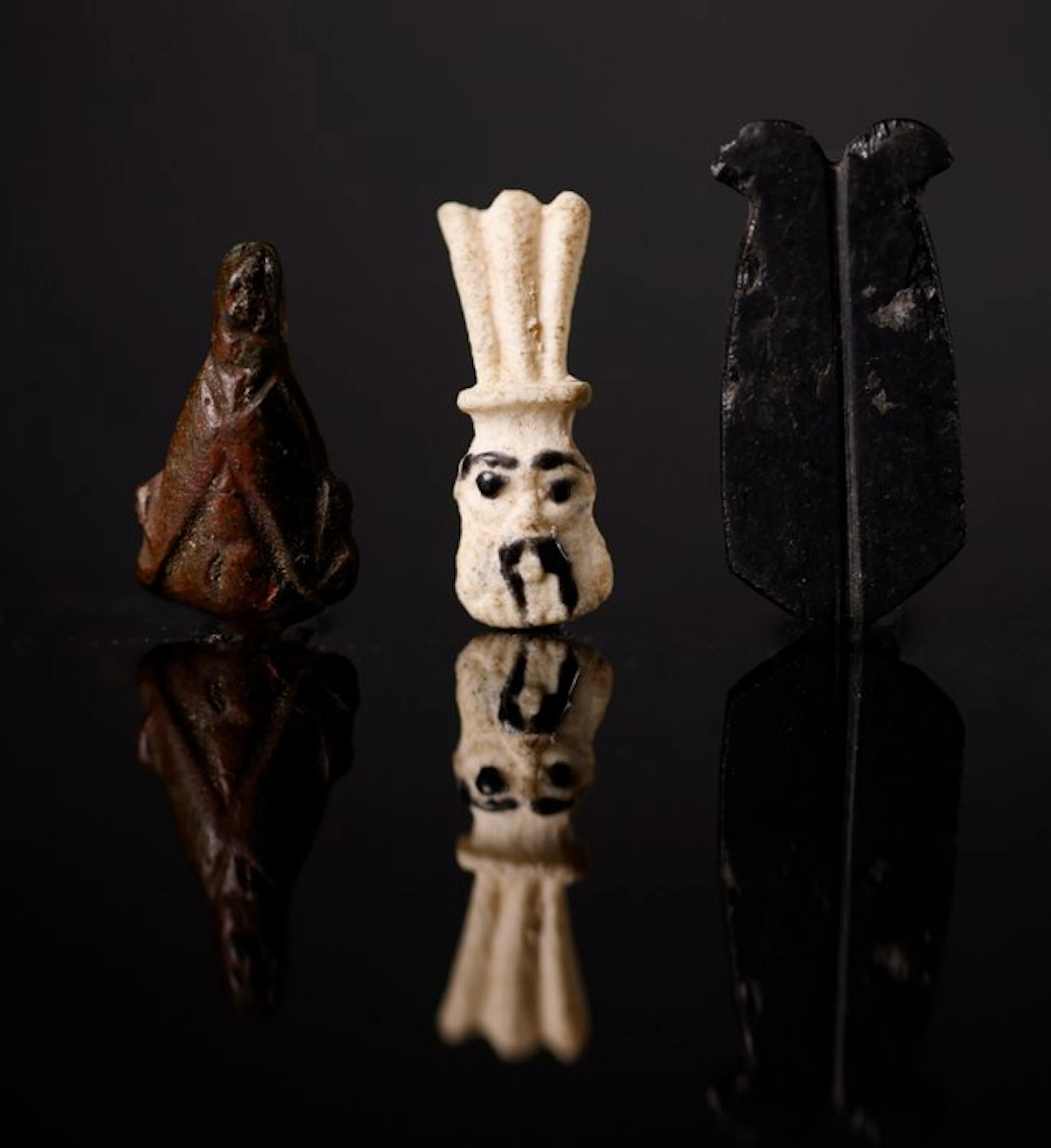 Ancient Egypt, Lotus flower, God Bes, and Maat feather amulets - 2.5 cm