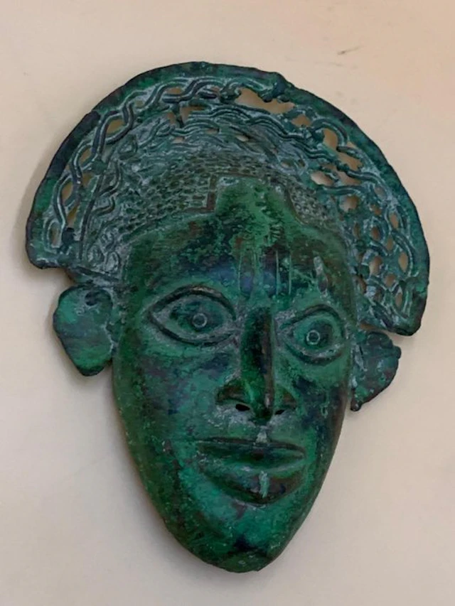 Masque - Figurehead - in the IFEE mask style - Nigeria (No reserve price)