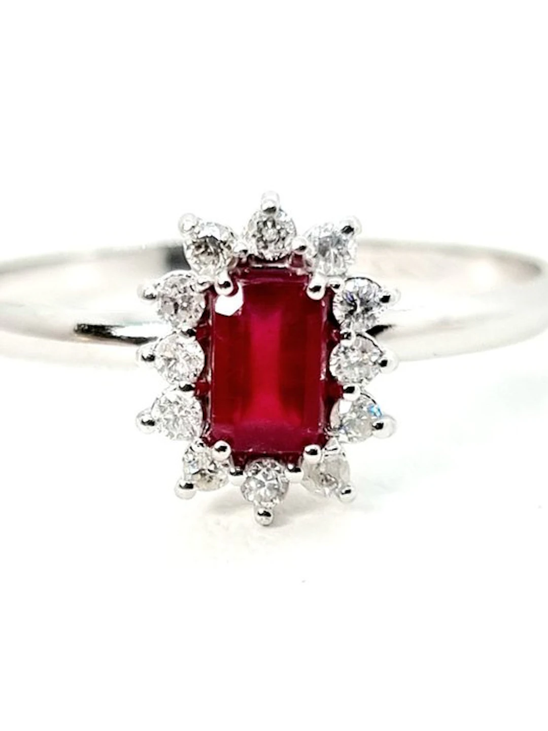 Ring - 18 kt. White gold Ruby - Diamond
