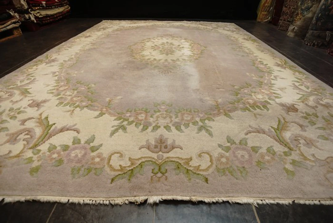 China - Carpet - 335 cm - 247 cm