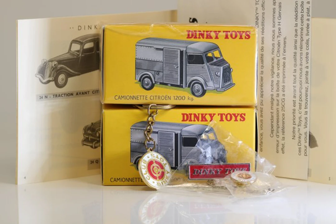 Atlas, Dinky Toys 1:43 - Model car - Citroën HY 1200 kg...
