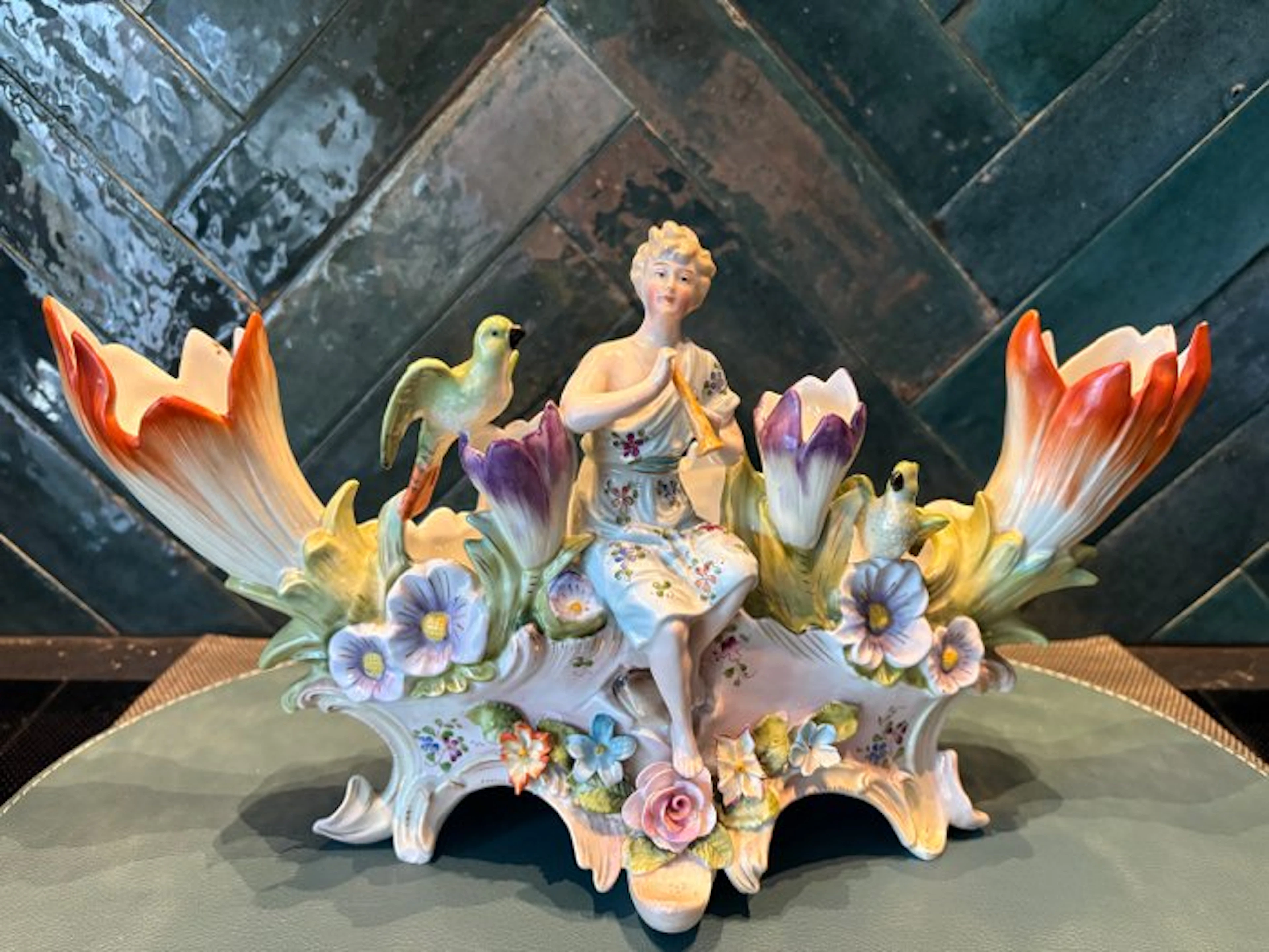 Flower pot - Art Nouveau craftsmanship showpiece - Pottery - 1920 Belgium