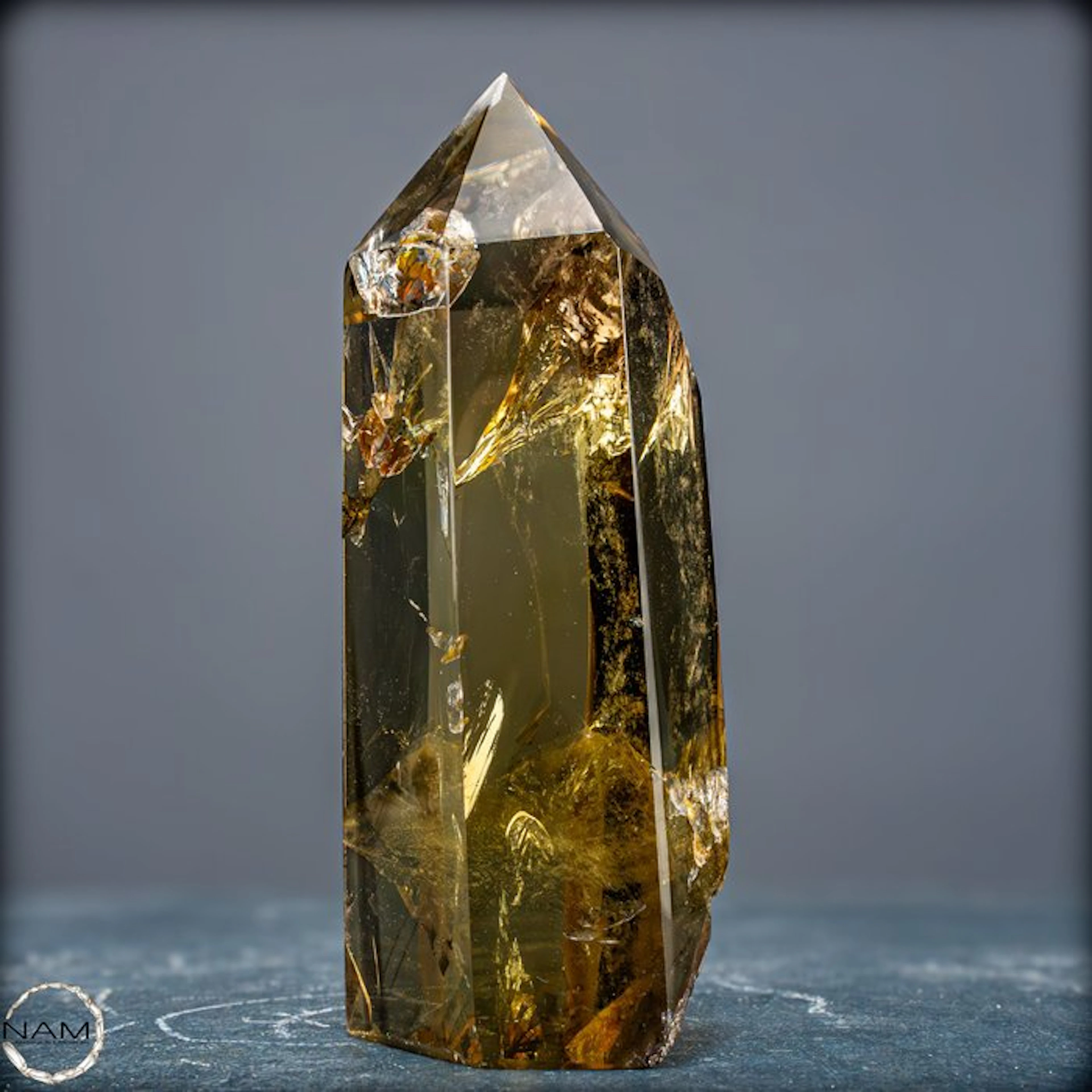 Natural phantom citrine tip – golden depths with a...
