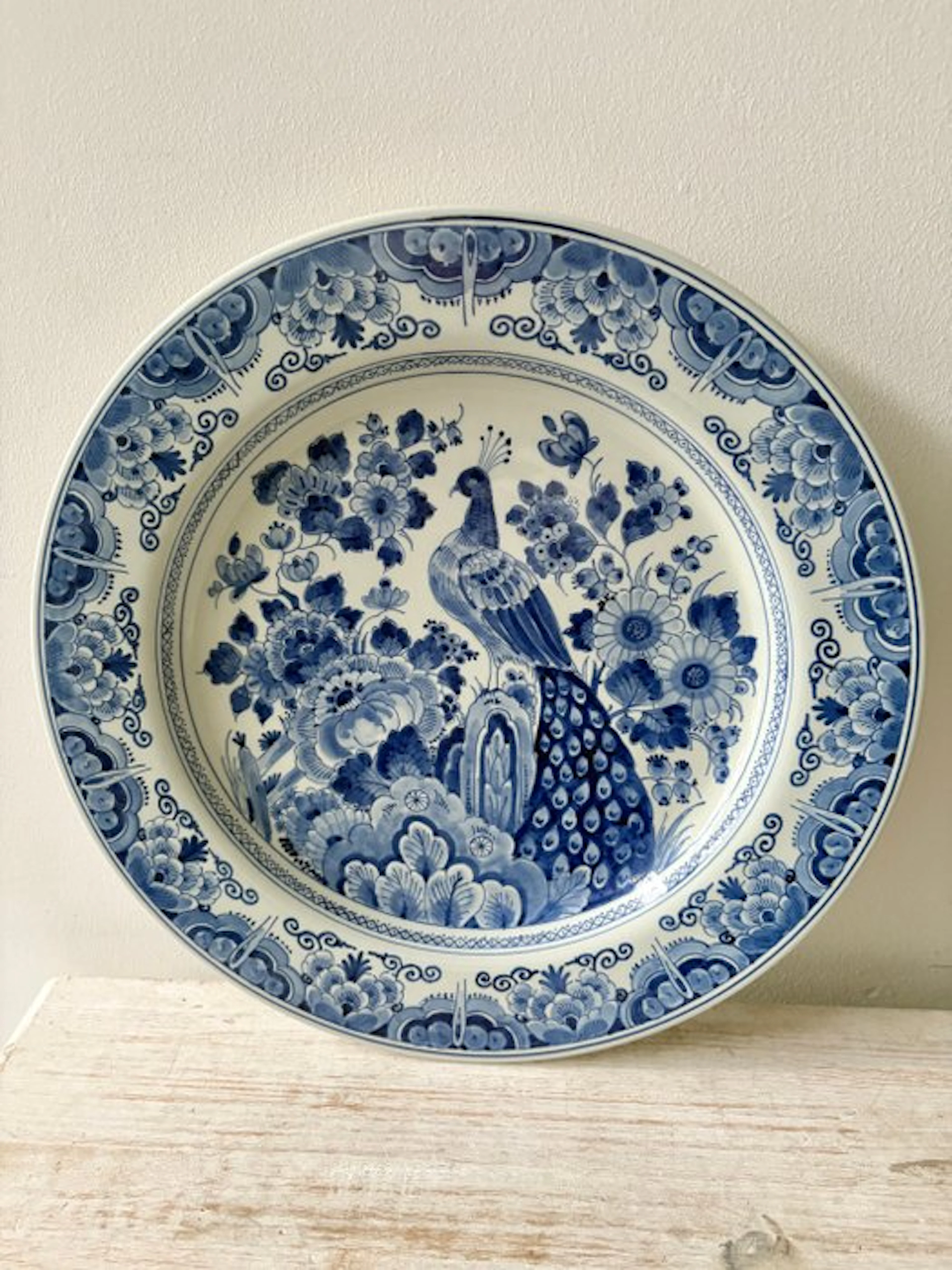 De Porceleyne Fles, Delft - Wall plate - Motiv: Pfau - Ceramic - 35cm - 1991