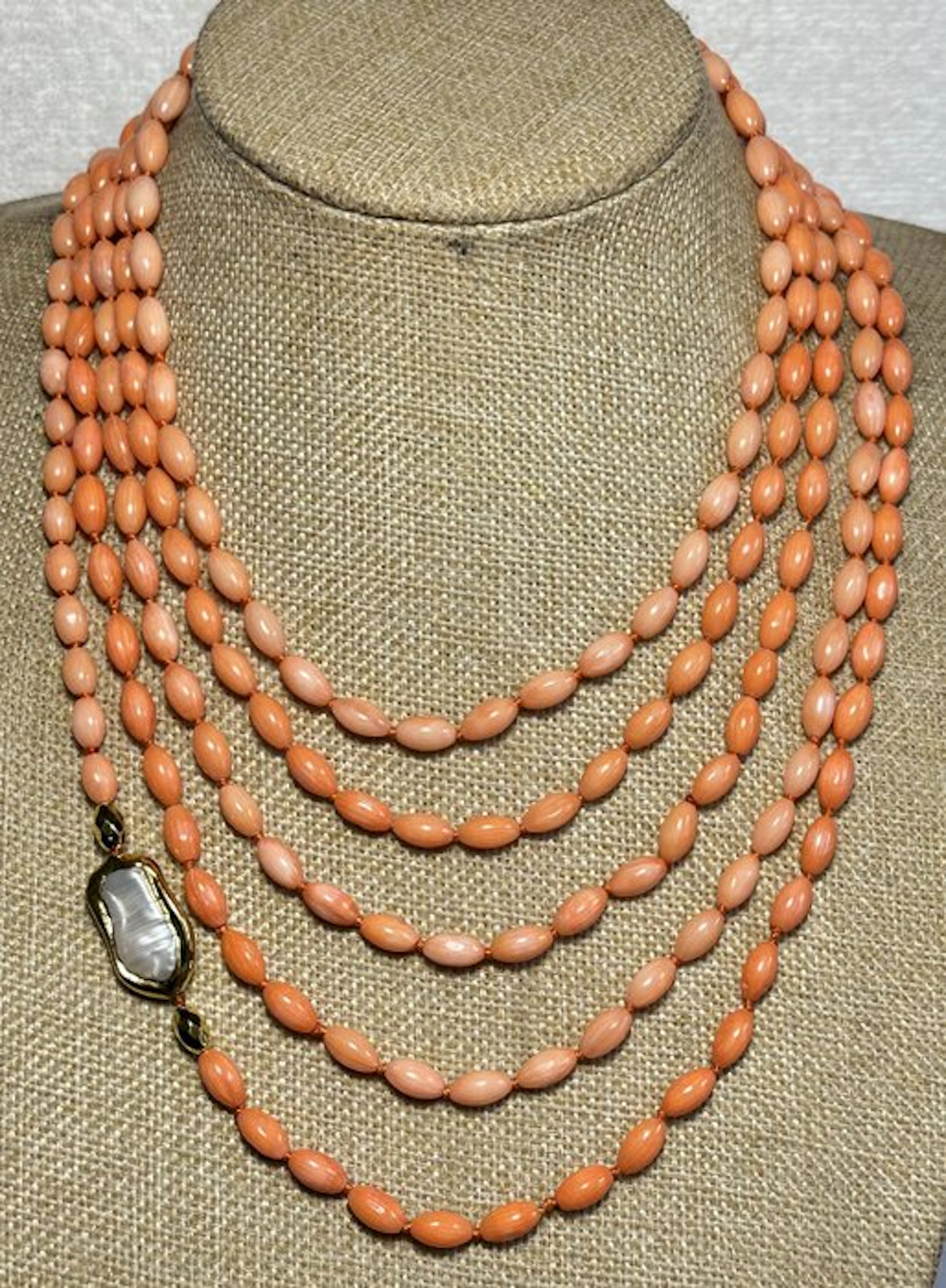Natural coral 'Salmon'