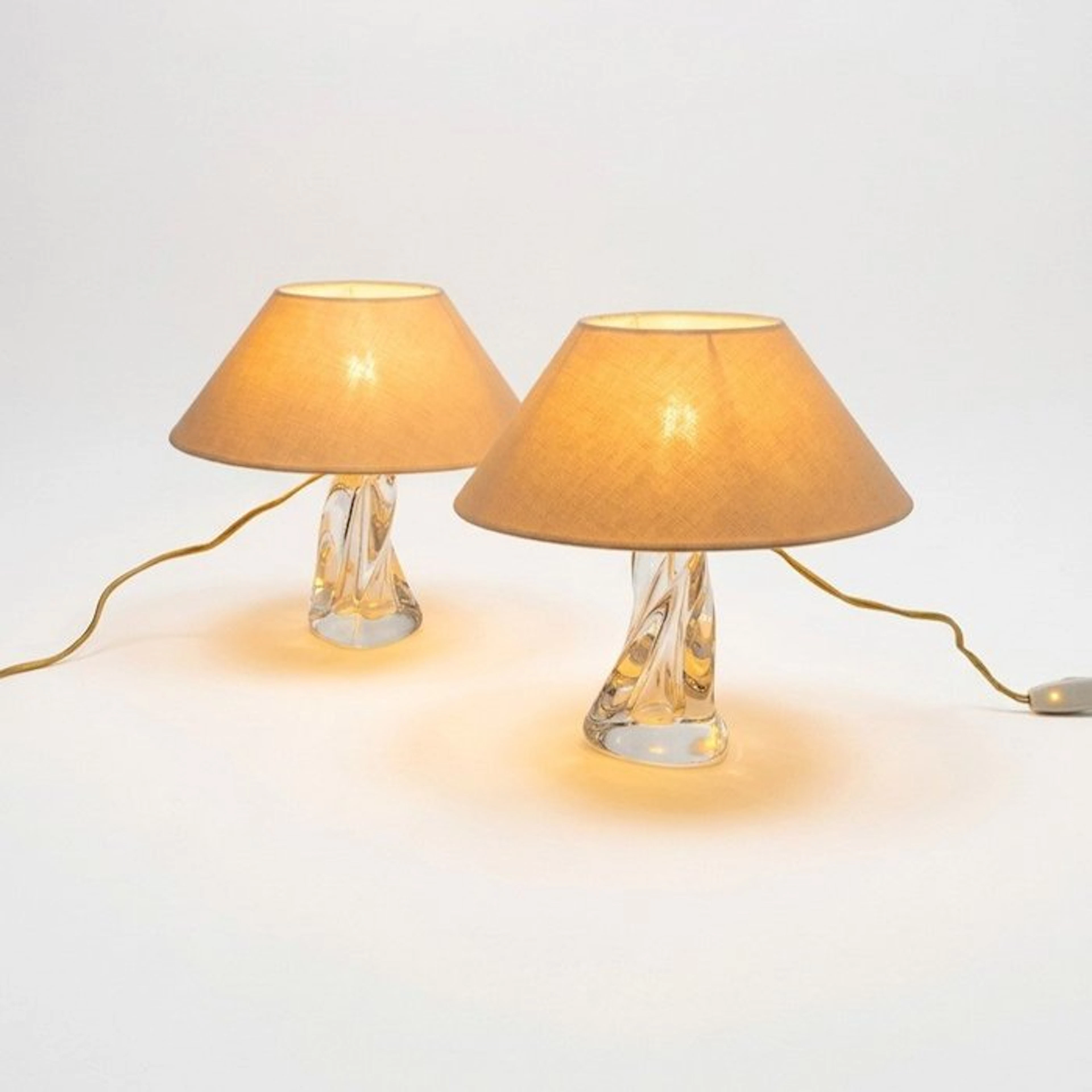 Nello stile di Daum France - Bedside table lamp (2)...