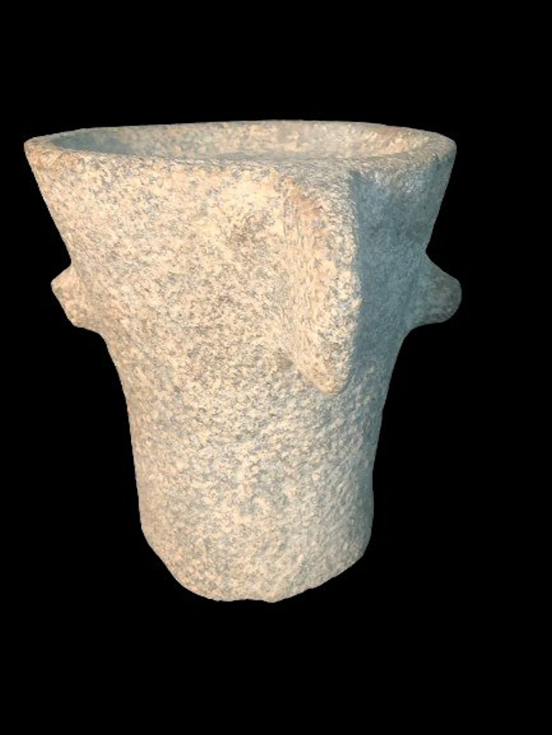 Near East Very rare Basalt Altar, 27 x 23 cm; 18 kg - Exhibited - Altar