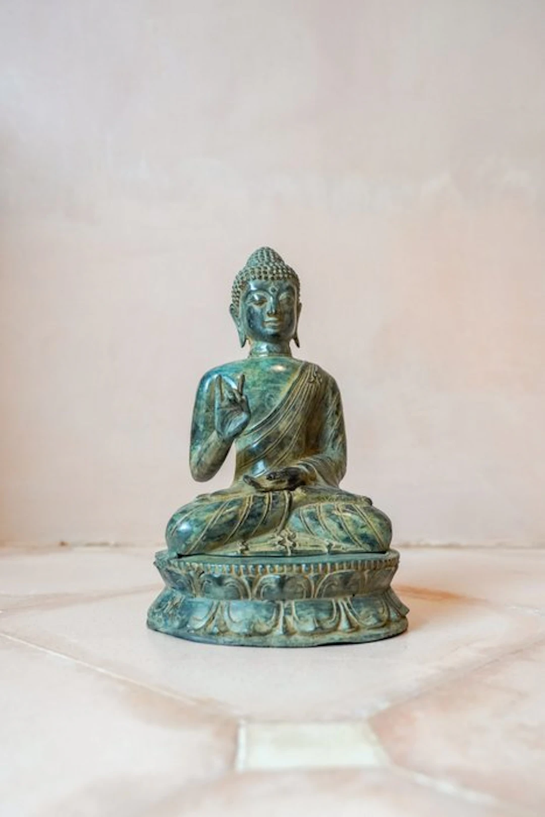 Sculpture, Bronze sculpture of Buddha Vitarka Mudra - Patinated -