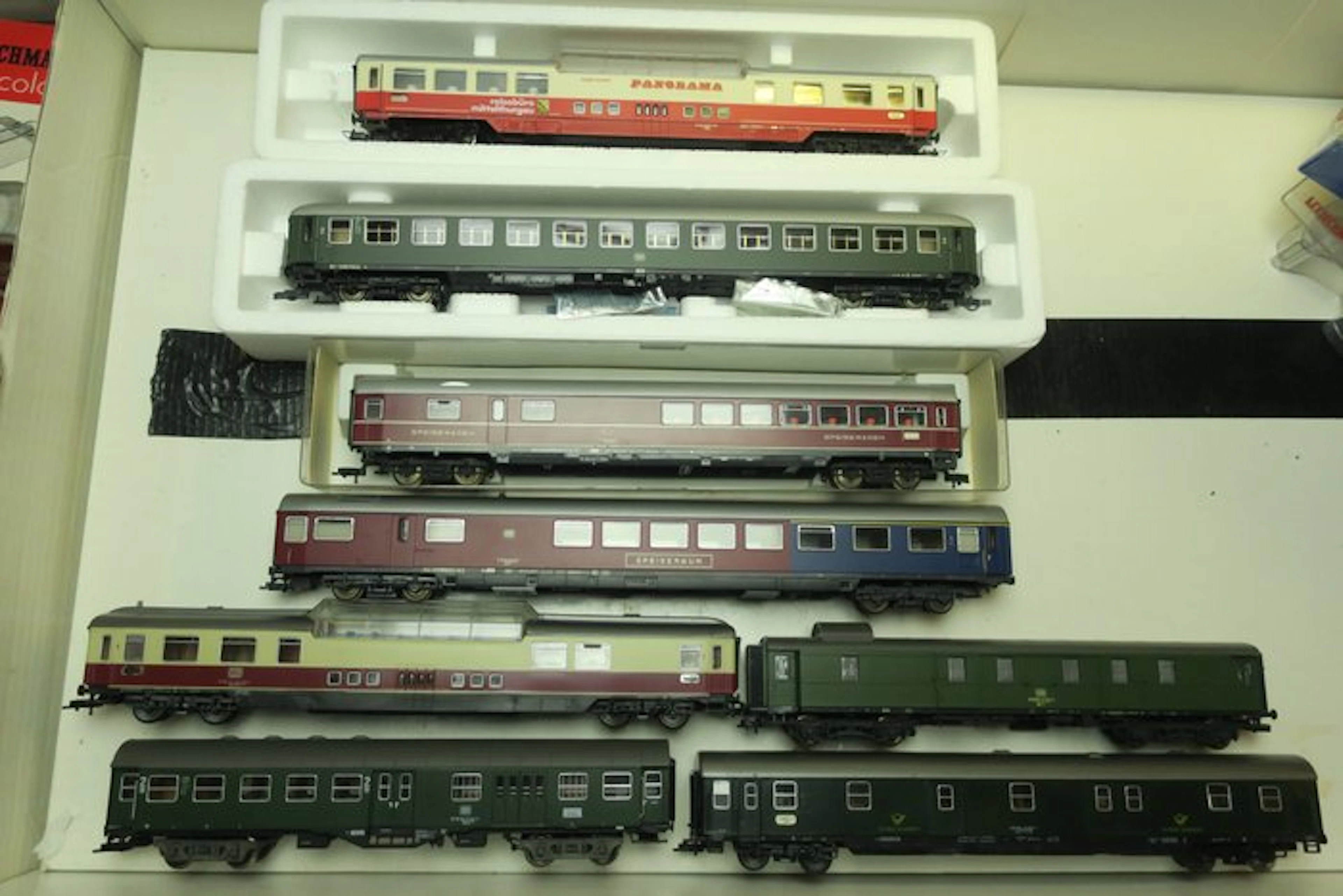 Roco, Fleischmann H0 - Model train passenger carriage (8)...