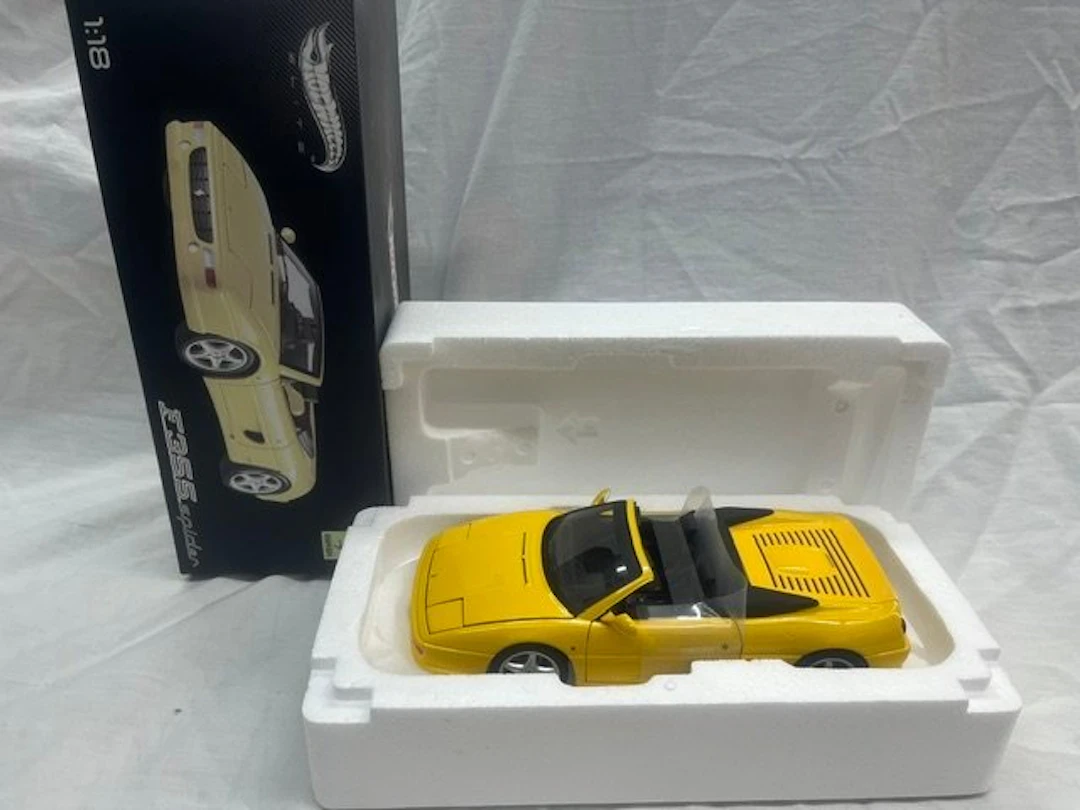 Hot Wheels 1:18 - Model car - Ferrari F355 Spider 1995 Hotwheels Elite