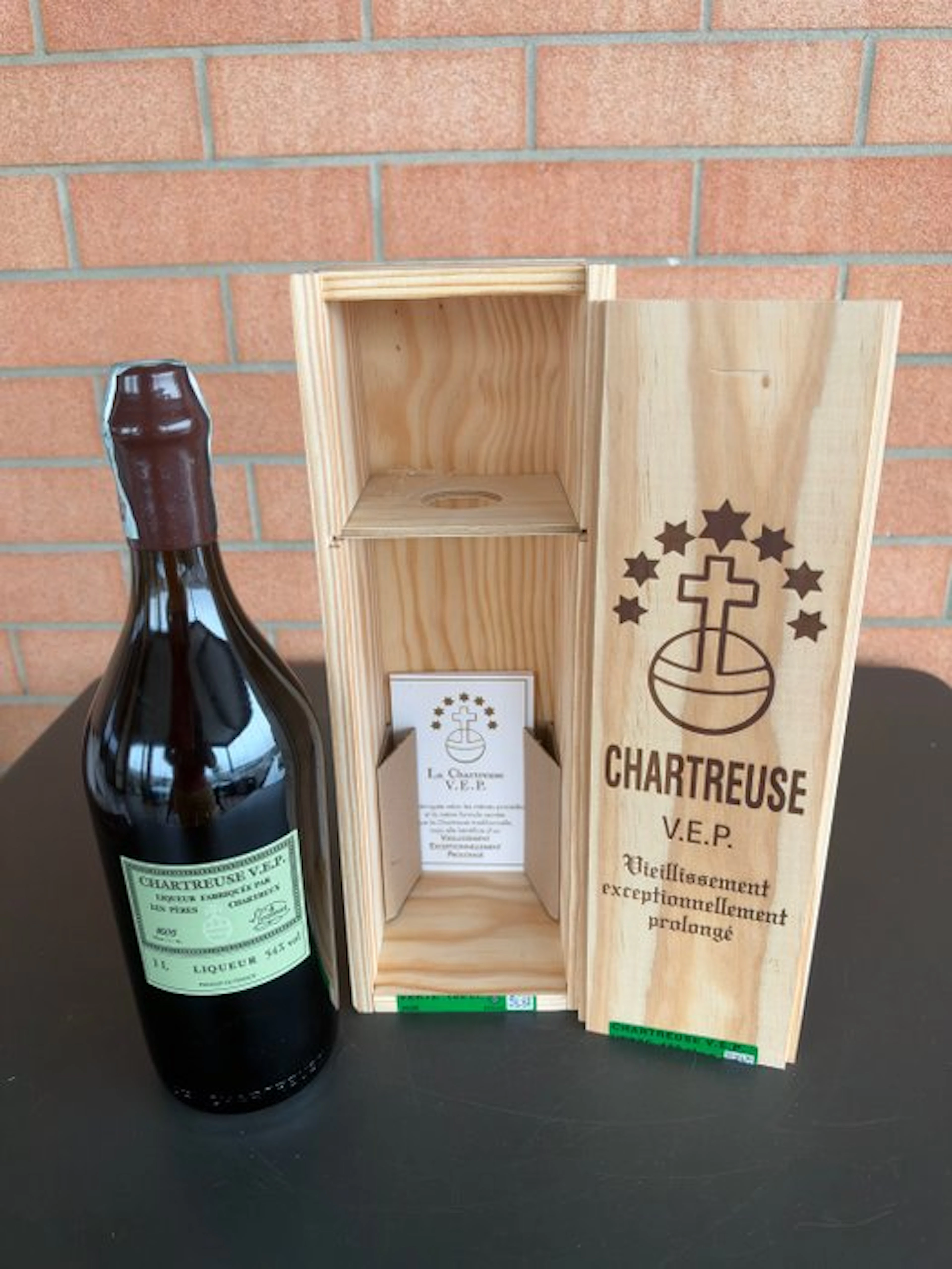 Chartreuse - VEP Green - b. 2026 - 1.0 Litre