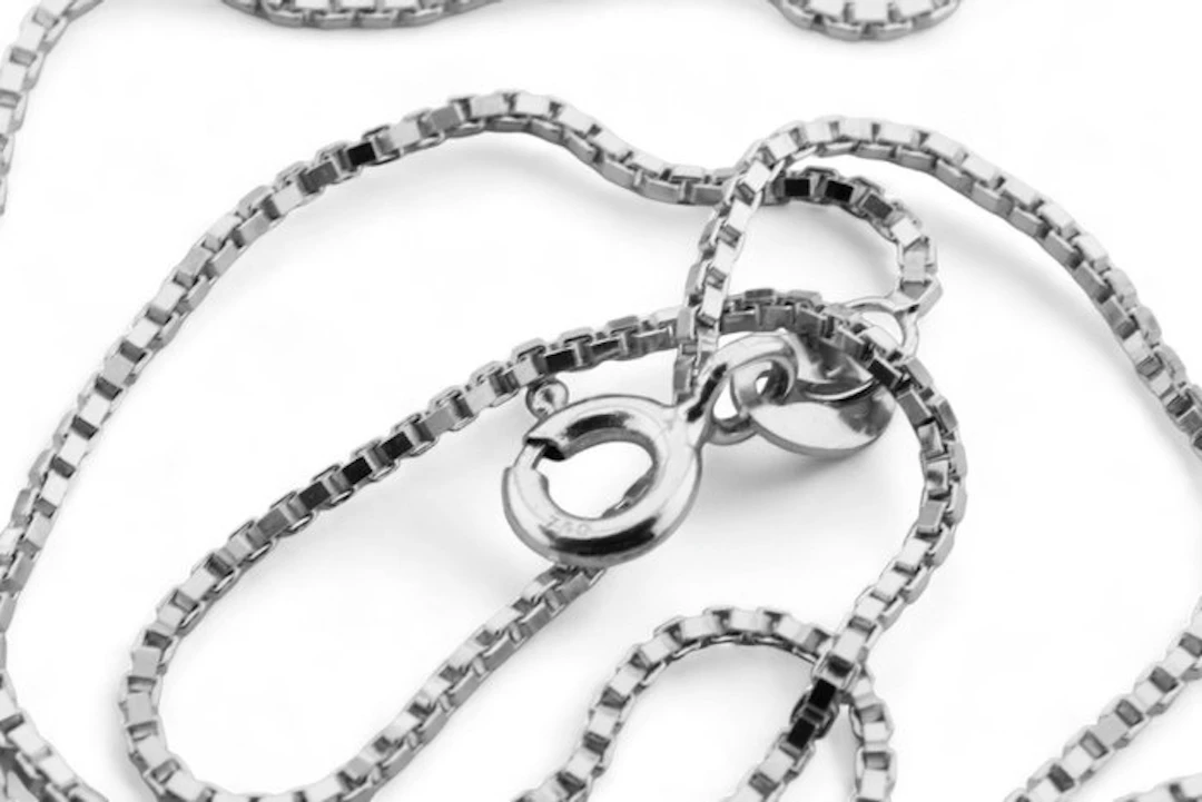 Necklace - 18 kt. White gold