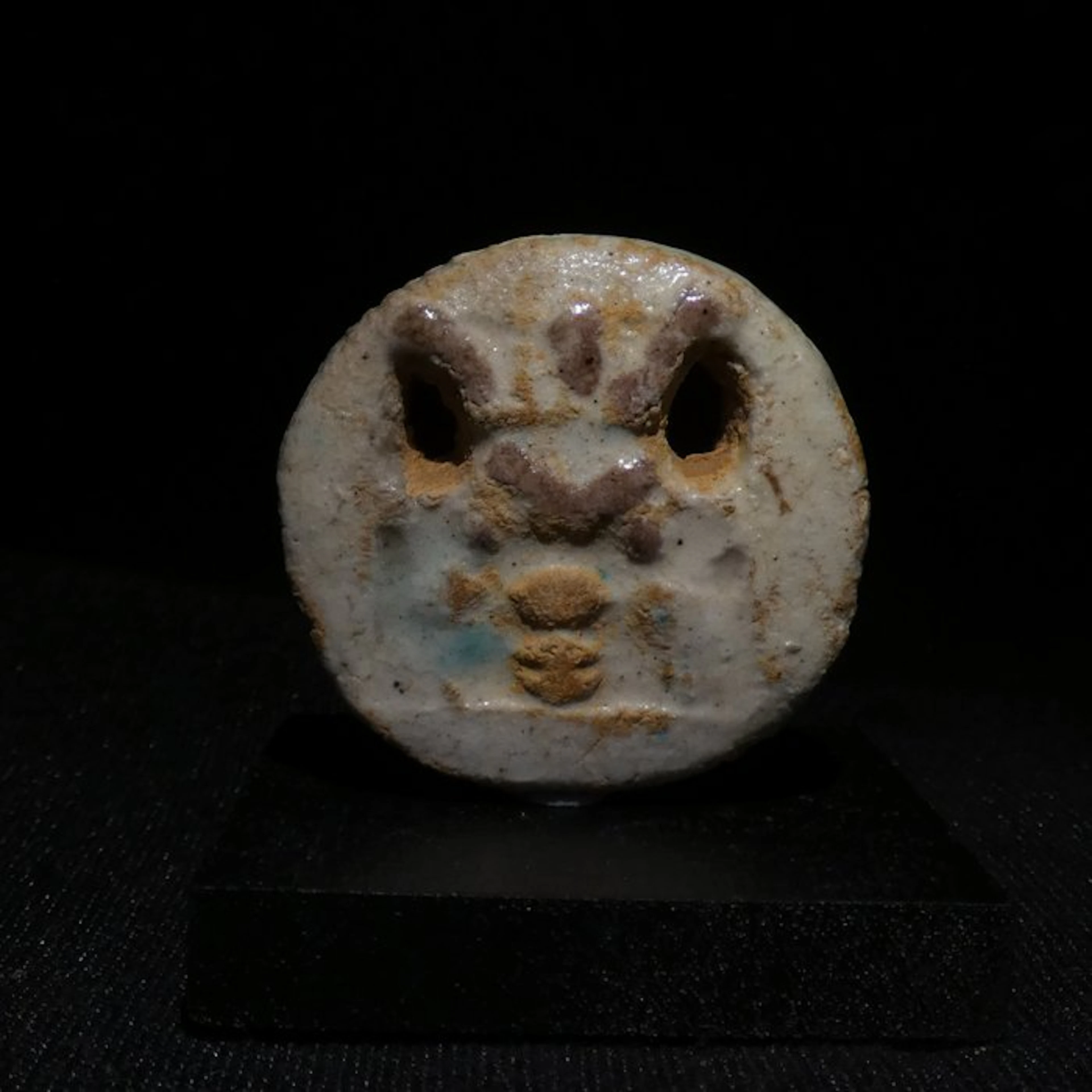 Ancient Egyptian Faience Bes amulet. 3,4 cm L. 664 - 332 BC
