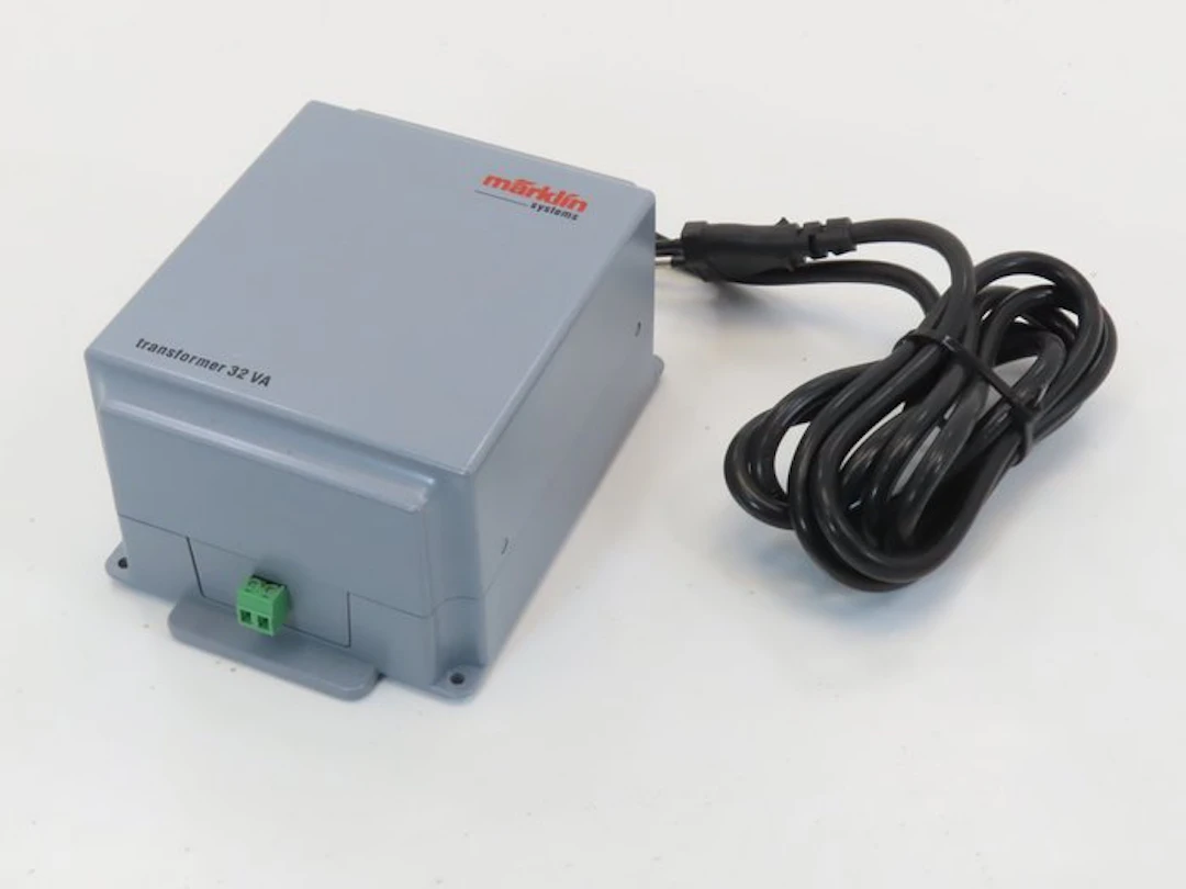 Märklin H0 - 60032 - Transformer (1) - 32 VA power supply/transformer