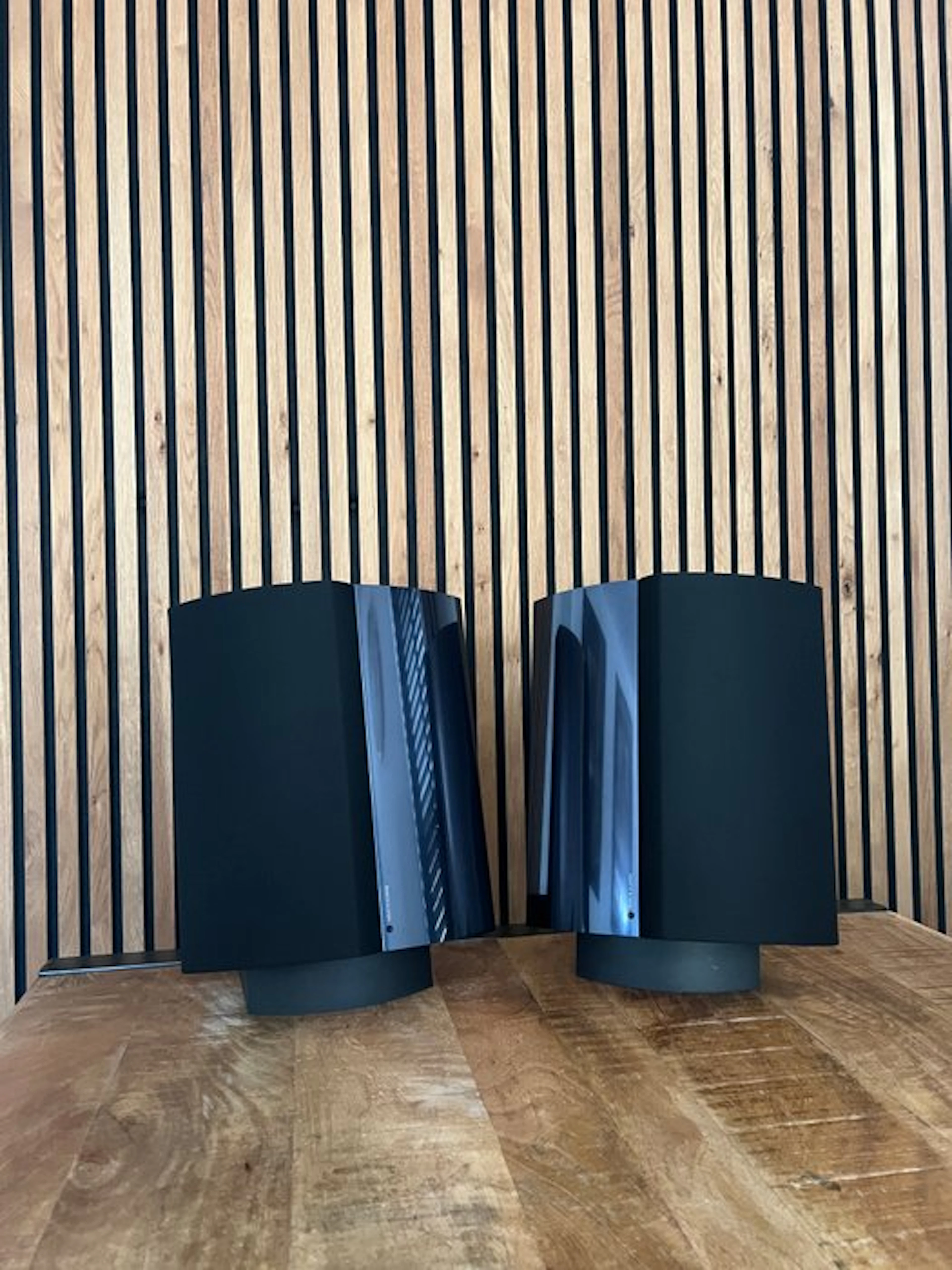 Bang & Olufsen - Beolab 4000 Black Pearl edition Active Speaker set
