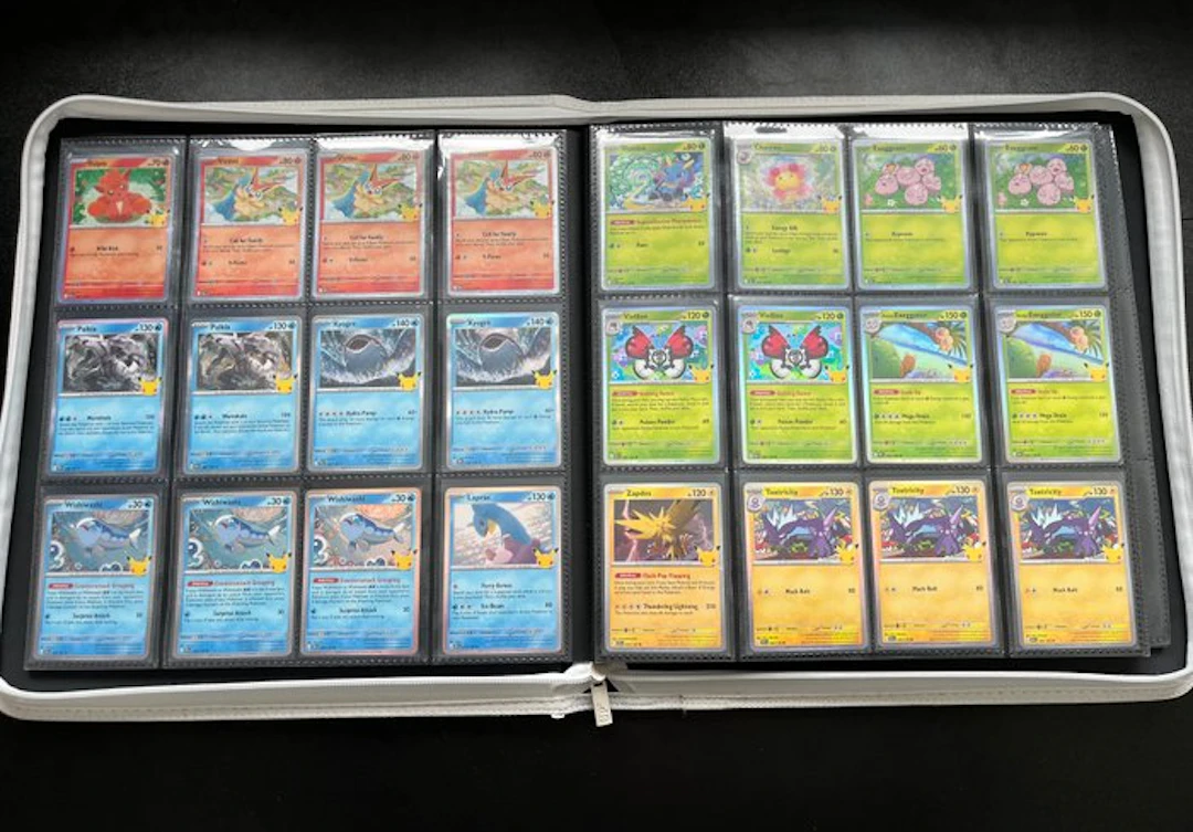Pokémon - 99 Card - 99 Special holo Pokémon 30th Celebration Cards