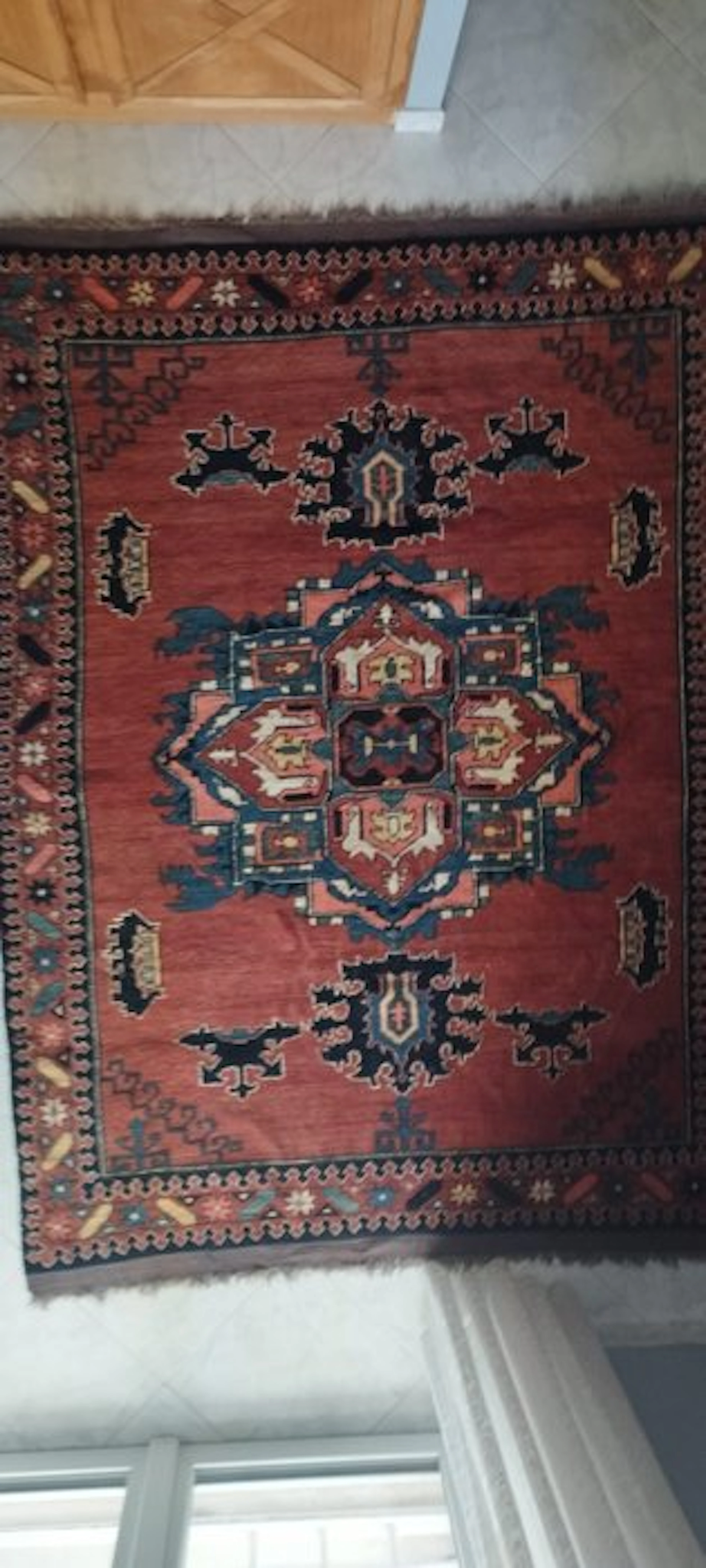 Carpet - 219 cm - 172 cm