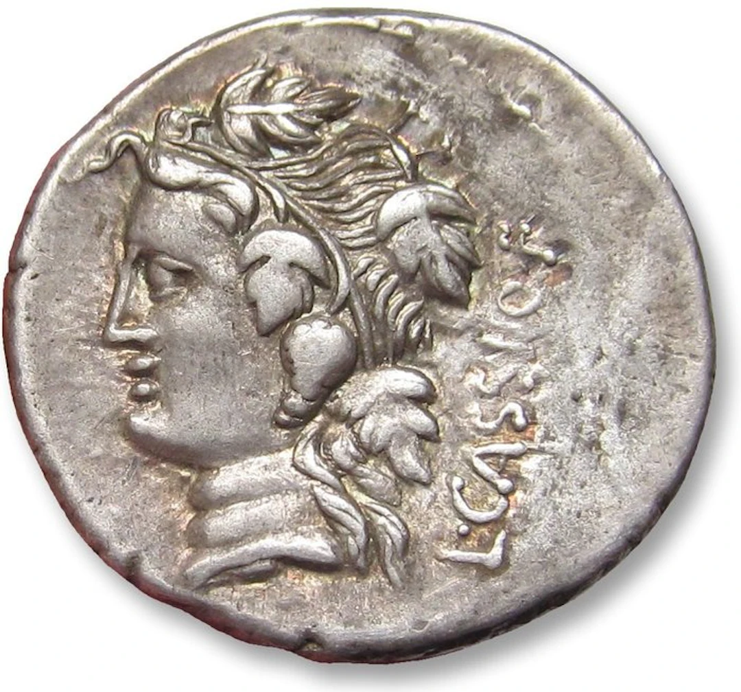 Roman Republic Denarius L. Cassius Longinus. Rome 78 B.C.