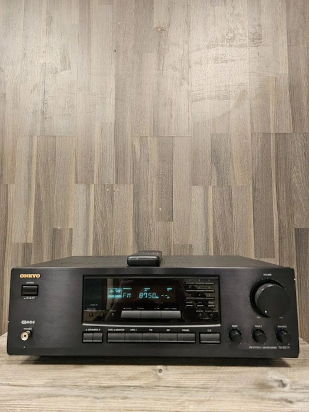 Onkyo - TX-8211 Solid state multi-channel receiver