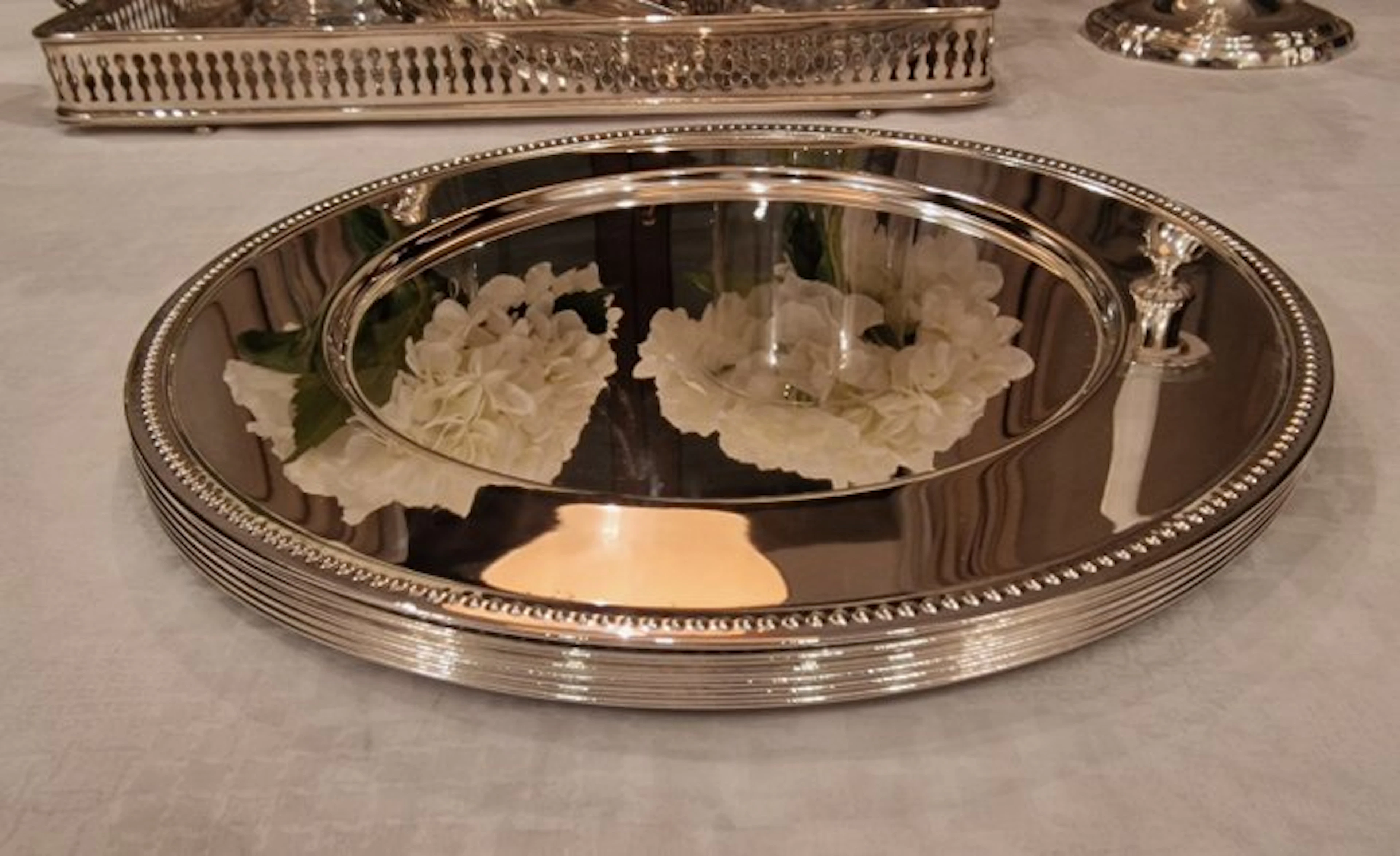 Charger plate (6) - Silverplated