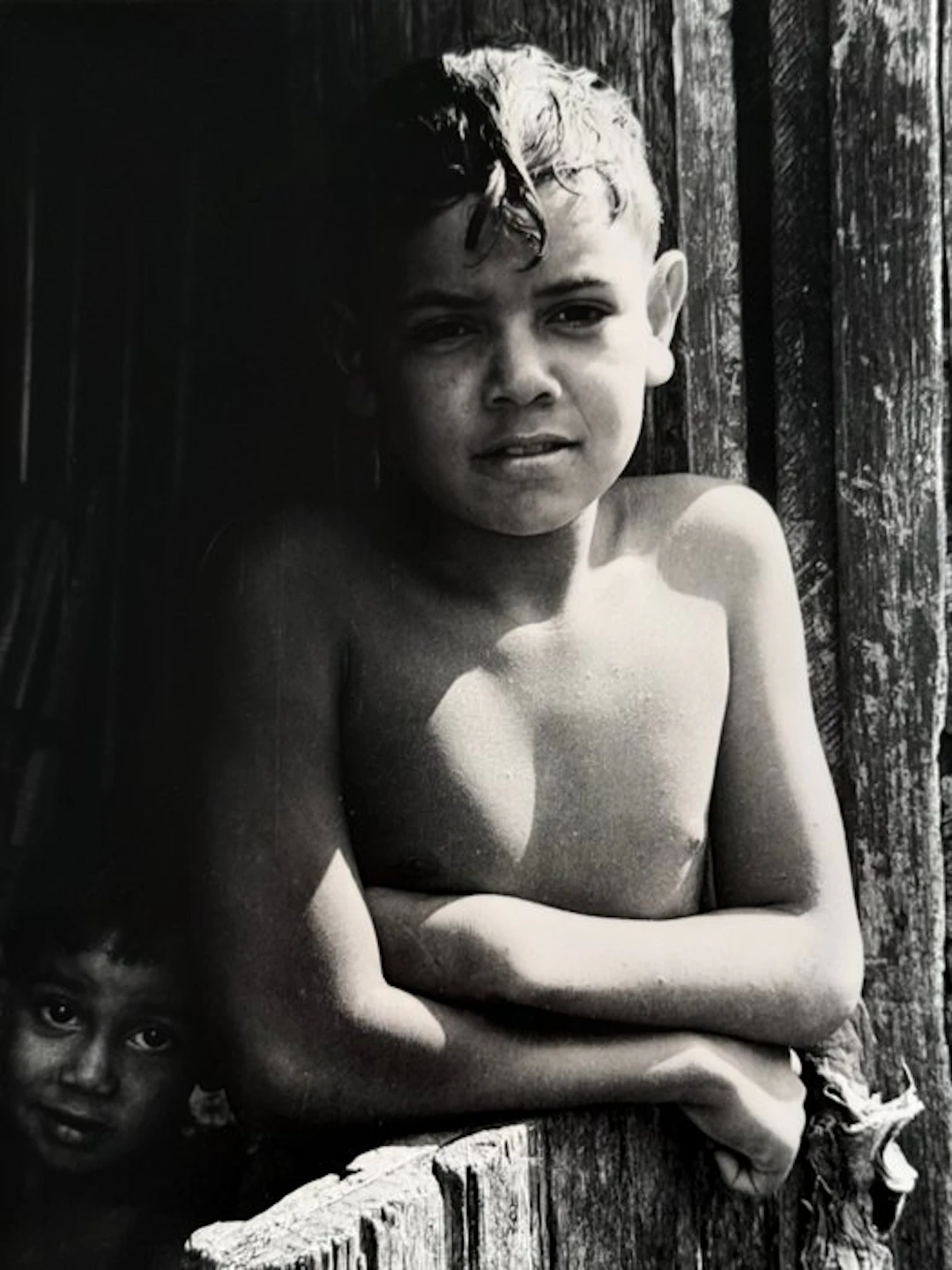 Alberto Korda (1928–2001) - Niños en cabaña humilde campesina en Ciego Avila