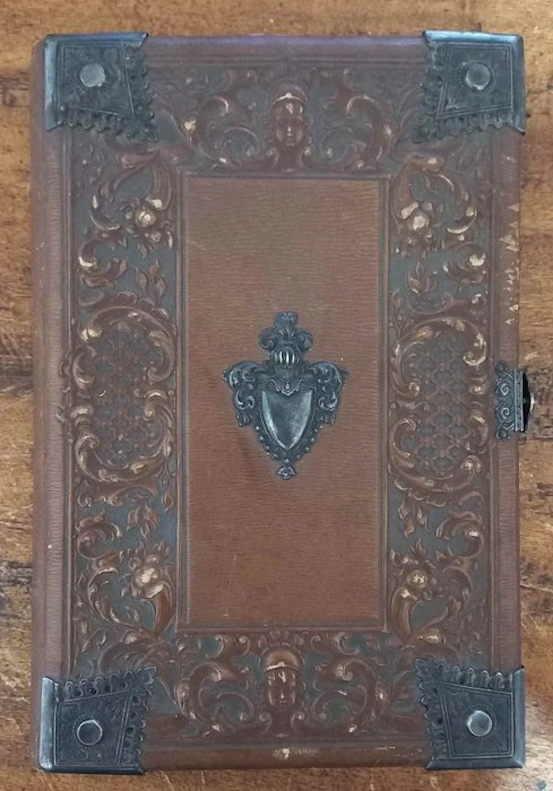 Italian, French - Calendar book - 1908