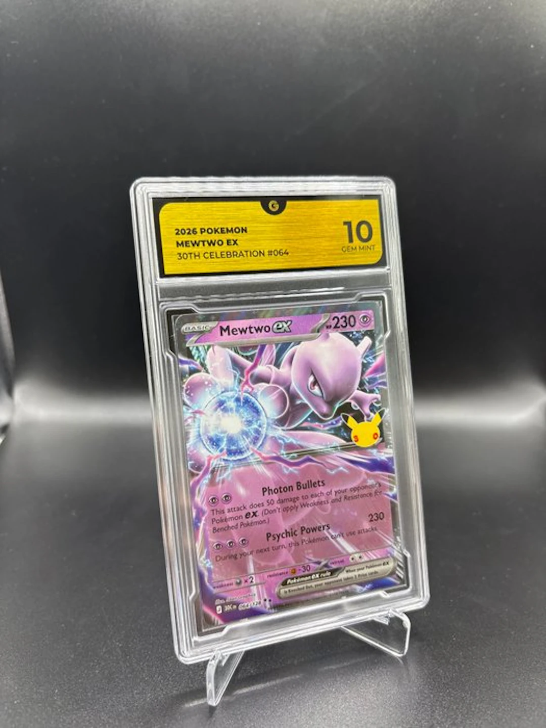 Pokémon - 1 Graded card - Mewtwo 064 30TH Anniversary - GG 10