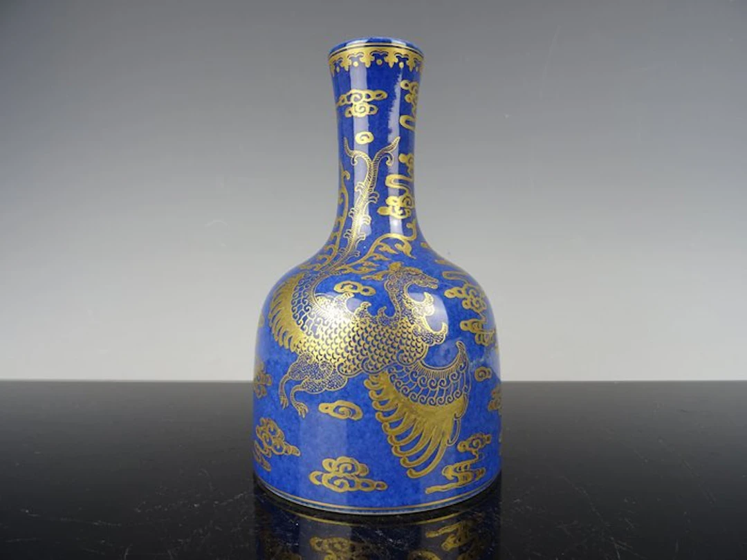 Vase - Porcelain - China - Qing Dynasty (1644-1911) - Jiaqing brand