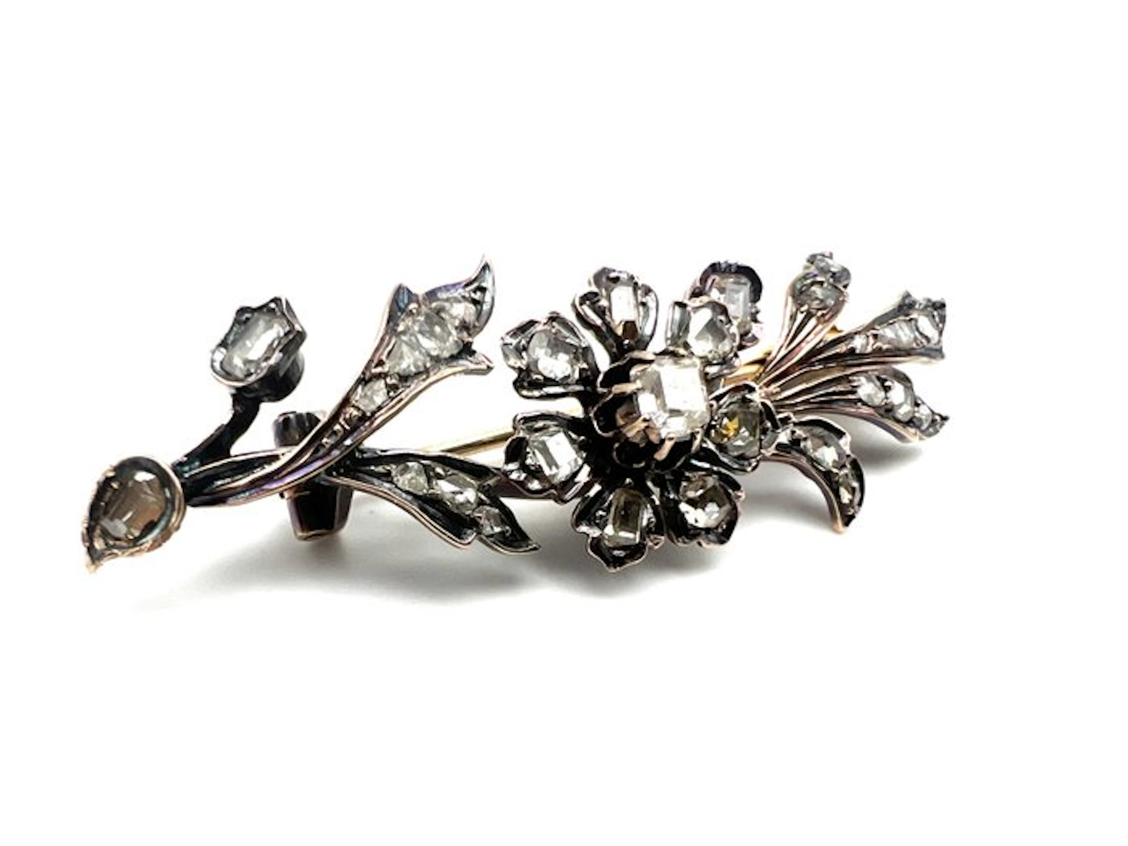 Brooch - 18 kt. Rose gold - 1.80ct. tw. Diamond (Natural)