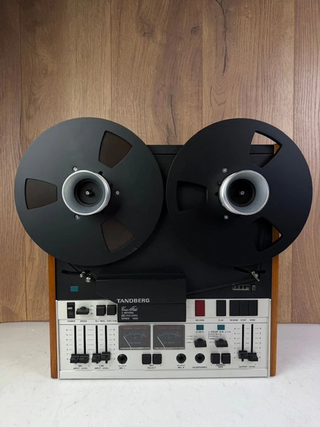 Tandberg - 10XD - 3 Motor Reel to reel deck 26 cm
