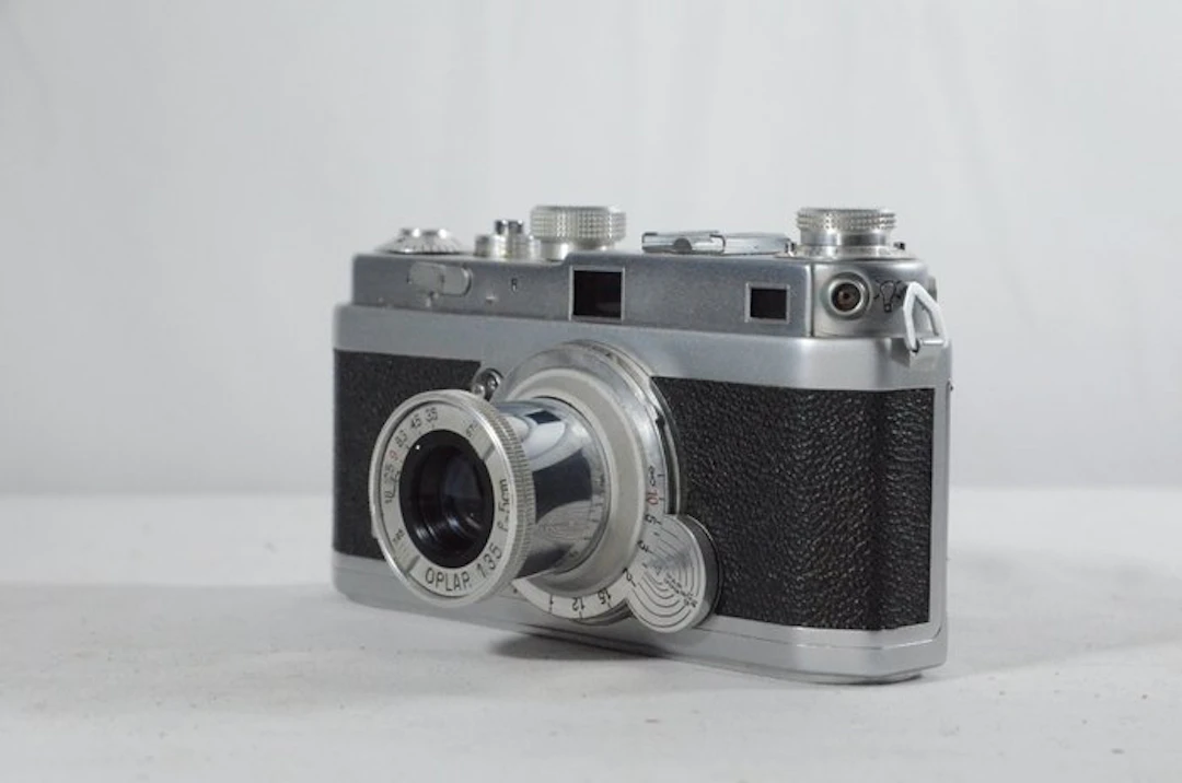 Foca Standard (1 étoile) | Analogue camera