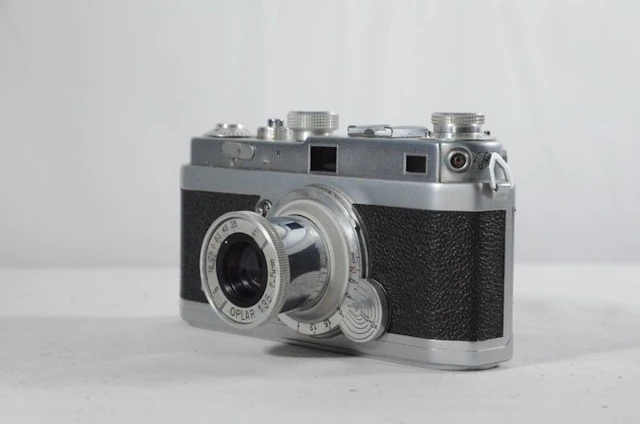 Foca Standard (1 étoile) | Analogue camera