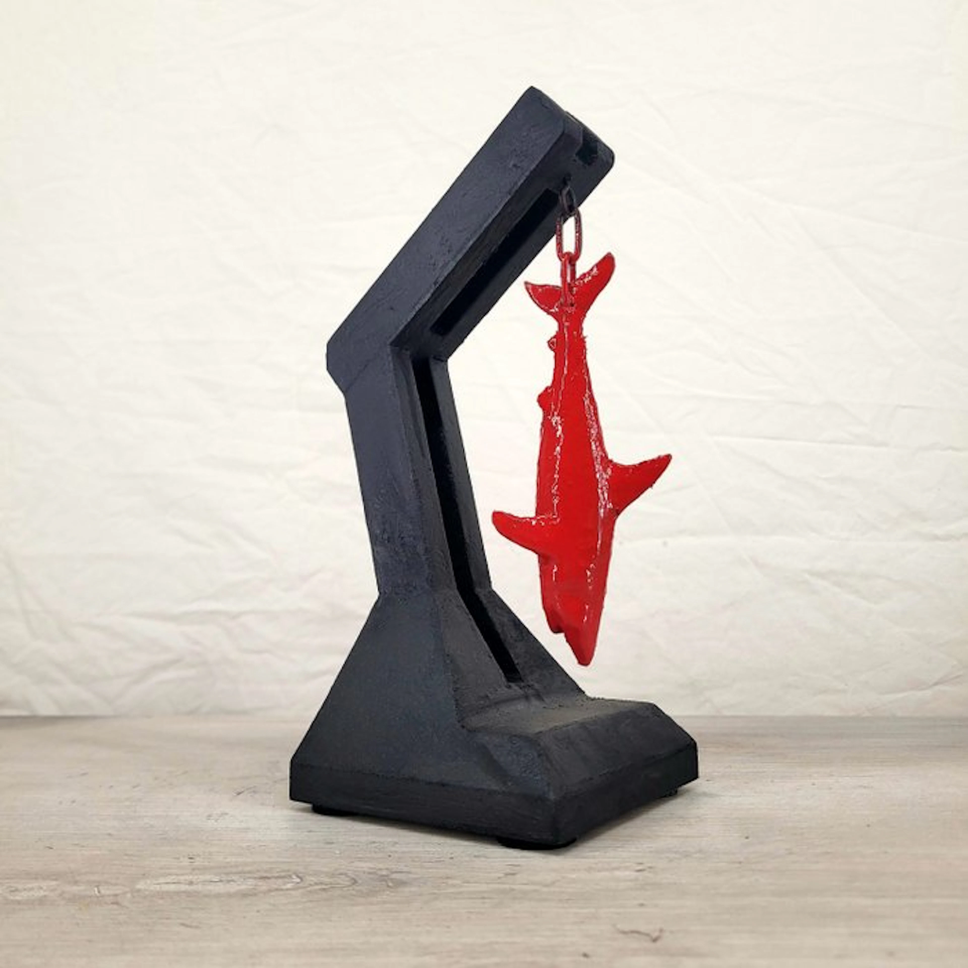 Mark Sugar - Shark, Red