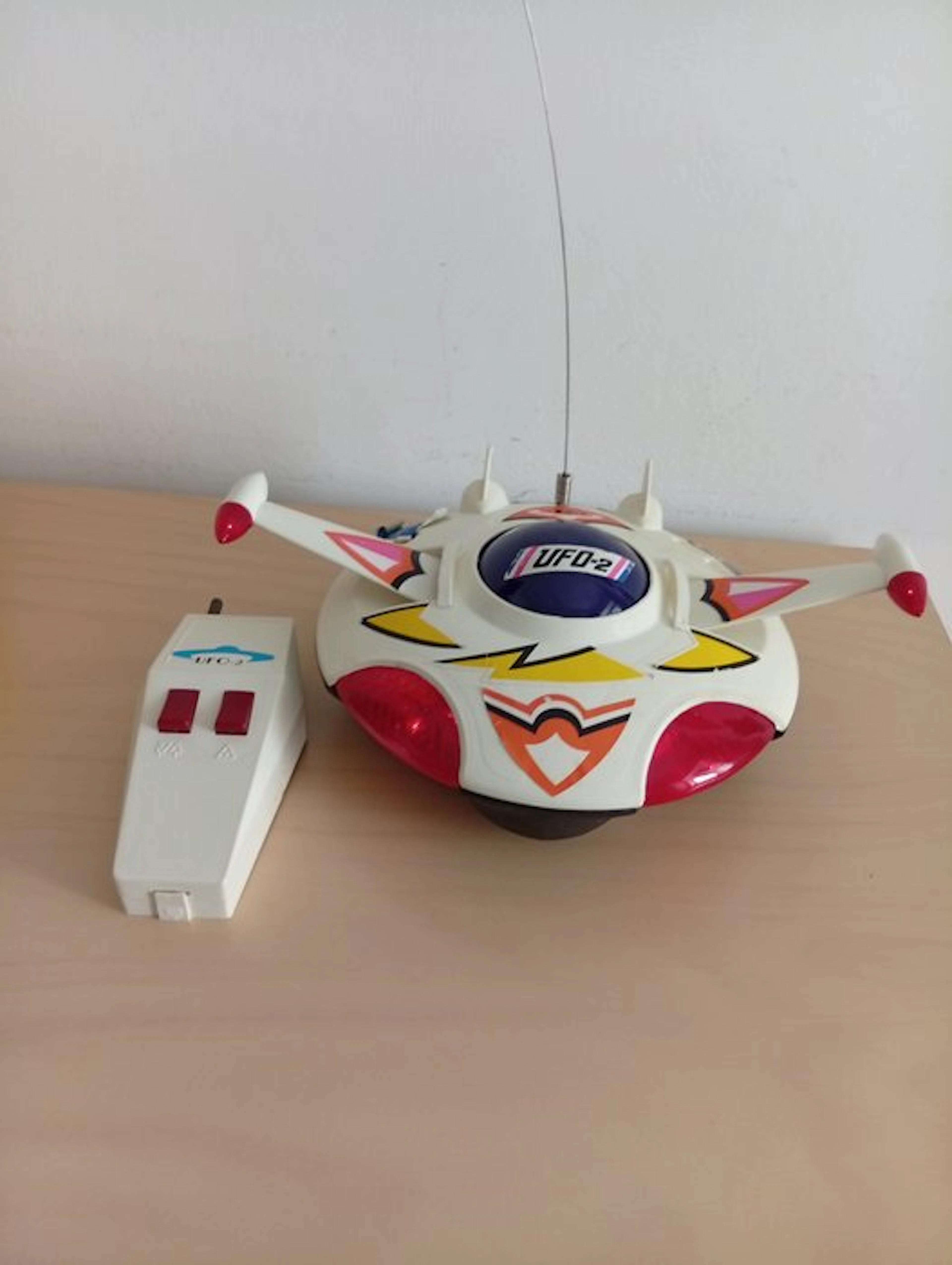 Toys - Toy robot Radio Control Ufo-2 - 1970-1980 - Taiwan