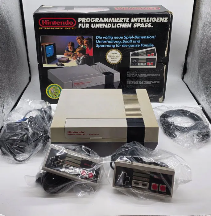 Rare Nes System Nintendo - Nes - RARE Output - Control Deck - 8-BIT 1985... | Barnebys