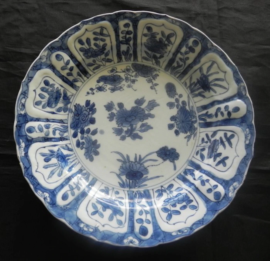 Saucer - Porcelain - Kangxi (1662–1722)