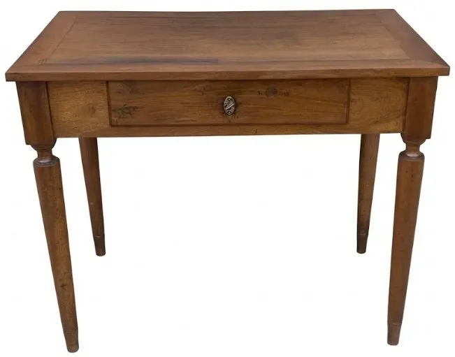 Writing table - Walnut - Center of the room - lock