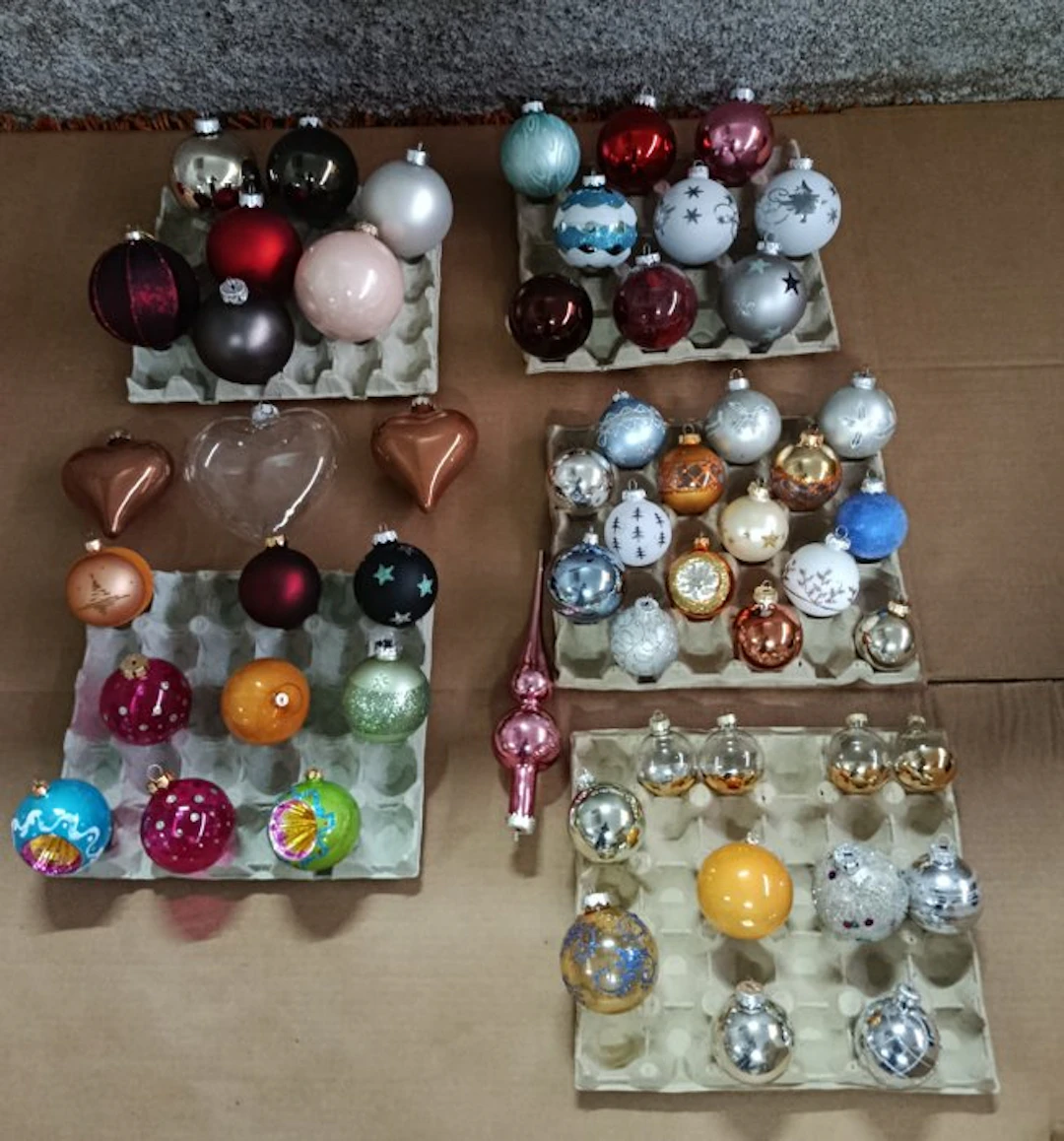 Christmas baubles (55) - Glass