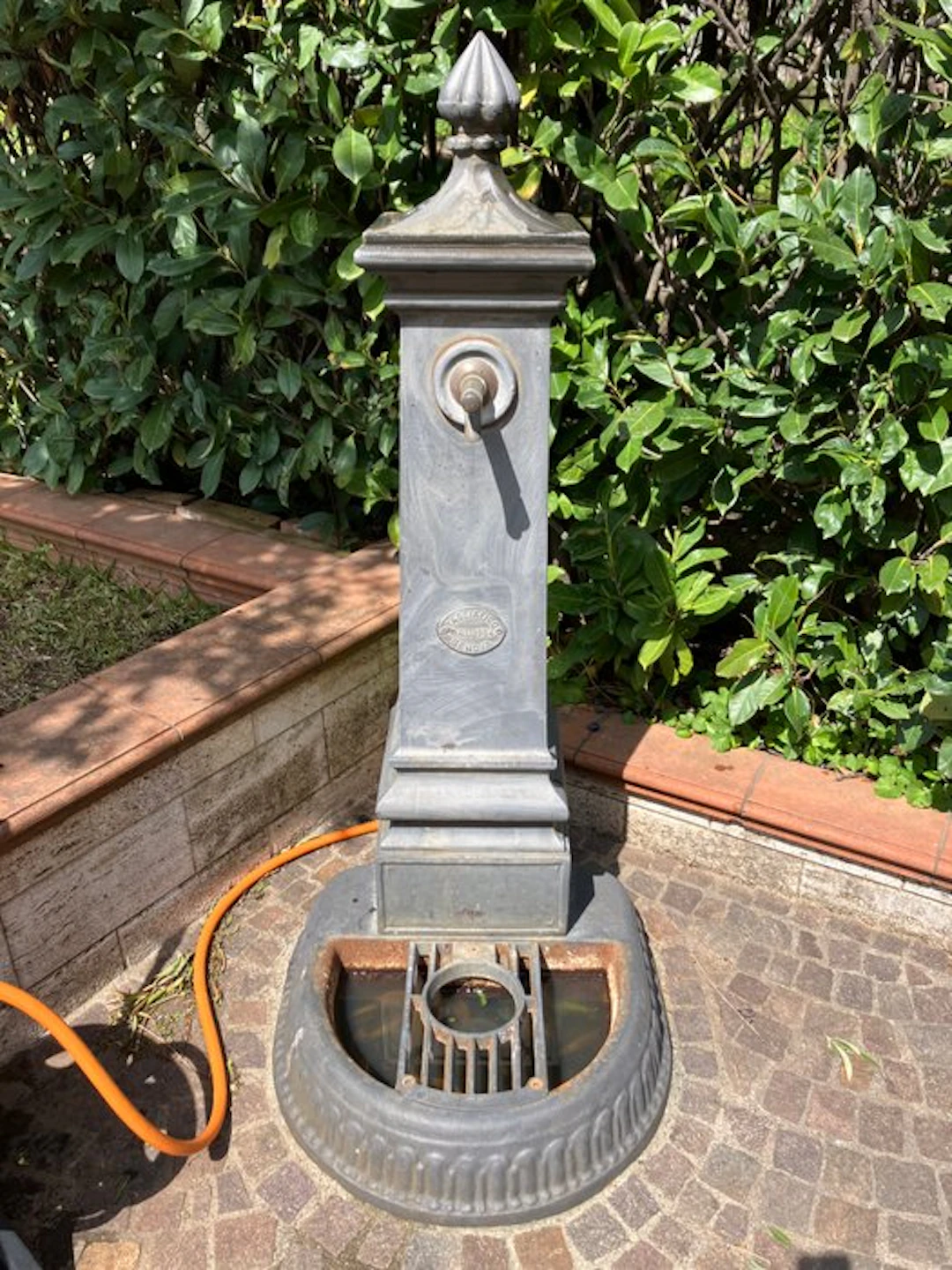 Fountain - 1990-2000 - Cast-iron fountain