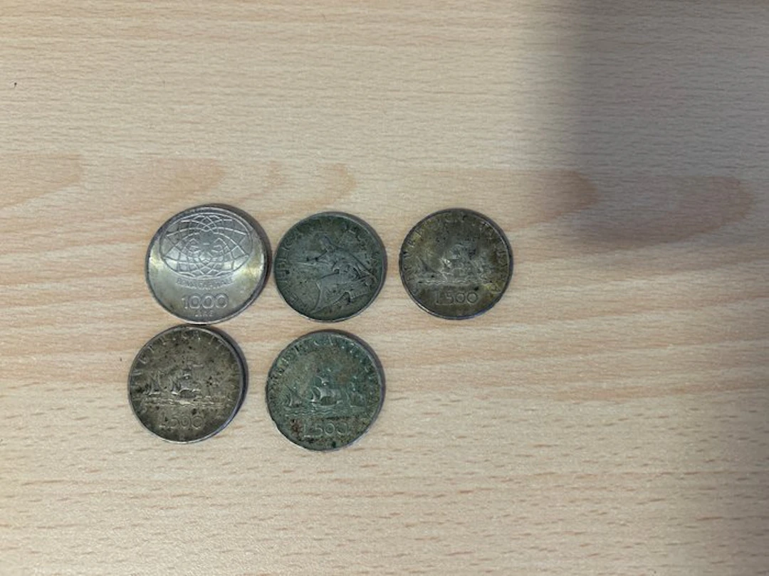 Italy. Lotto 5 argenti (500 + 1000 Lire) (No reserve price)