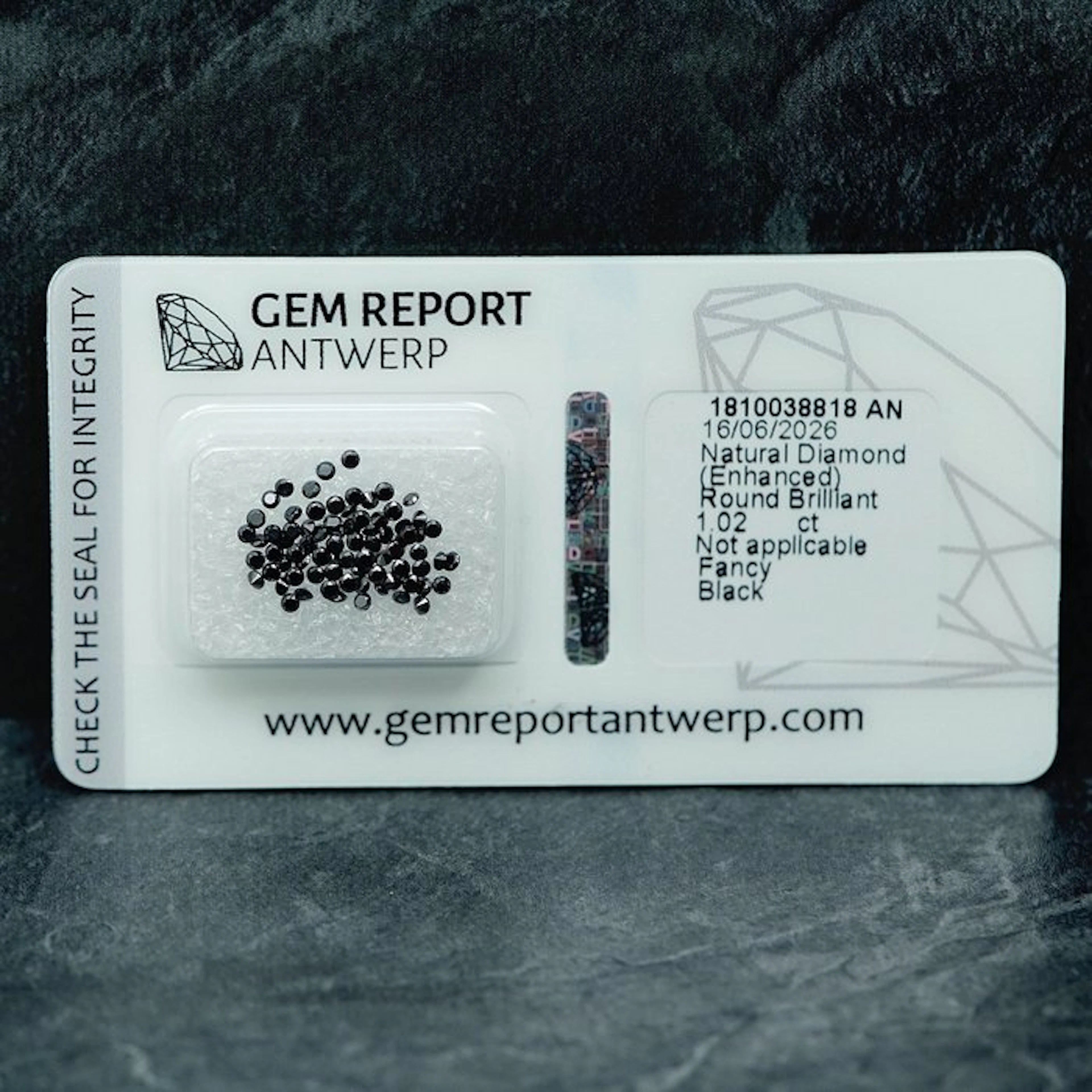 No reserve price - 77 pcs Diamond (Colour-treated) - 1.02...