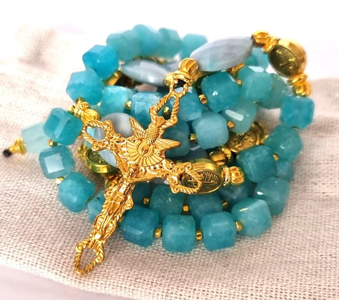 Aquamarine – Rosary – The Light of the Holy Spirit –...