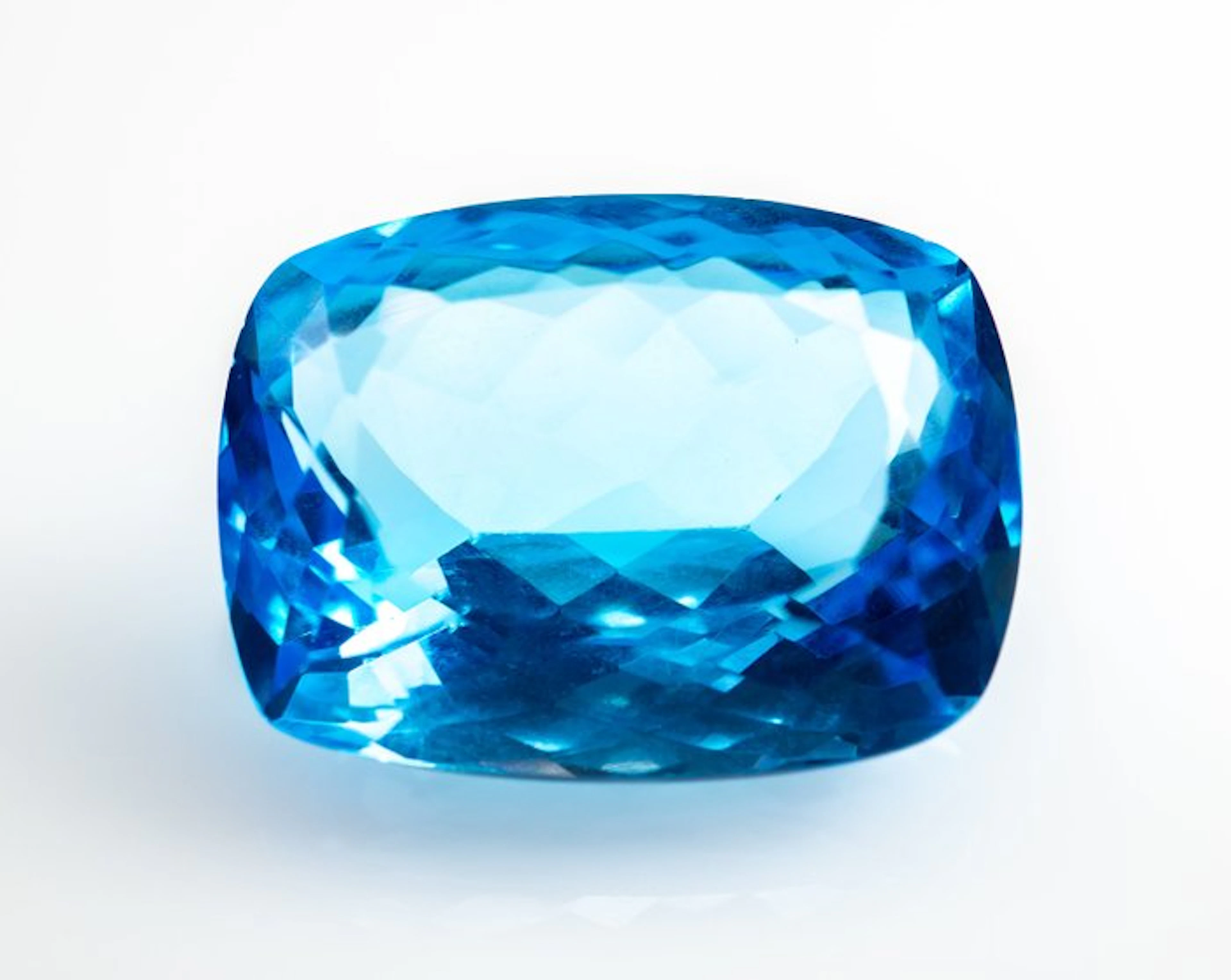No reserve price Topaz - 37.60 ct - Gem Report Antwerp...
